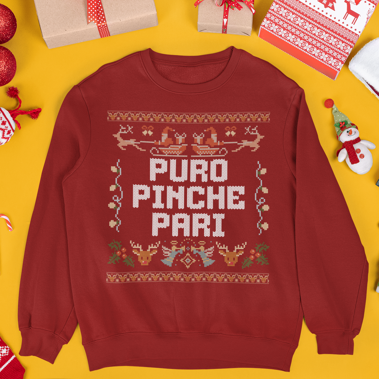 Sudadera navideña fea de Puro Pinche Pari Chingo Latino | Divertida y brillante | 3 colores