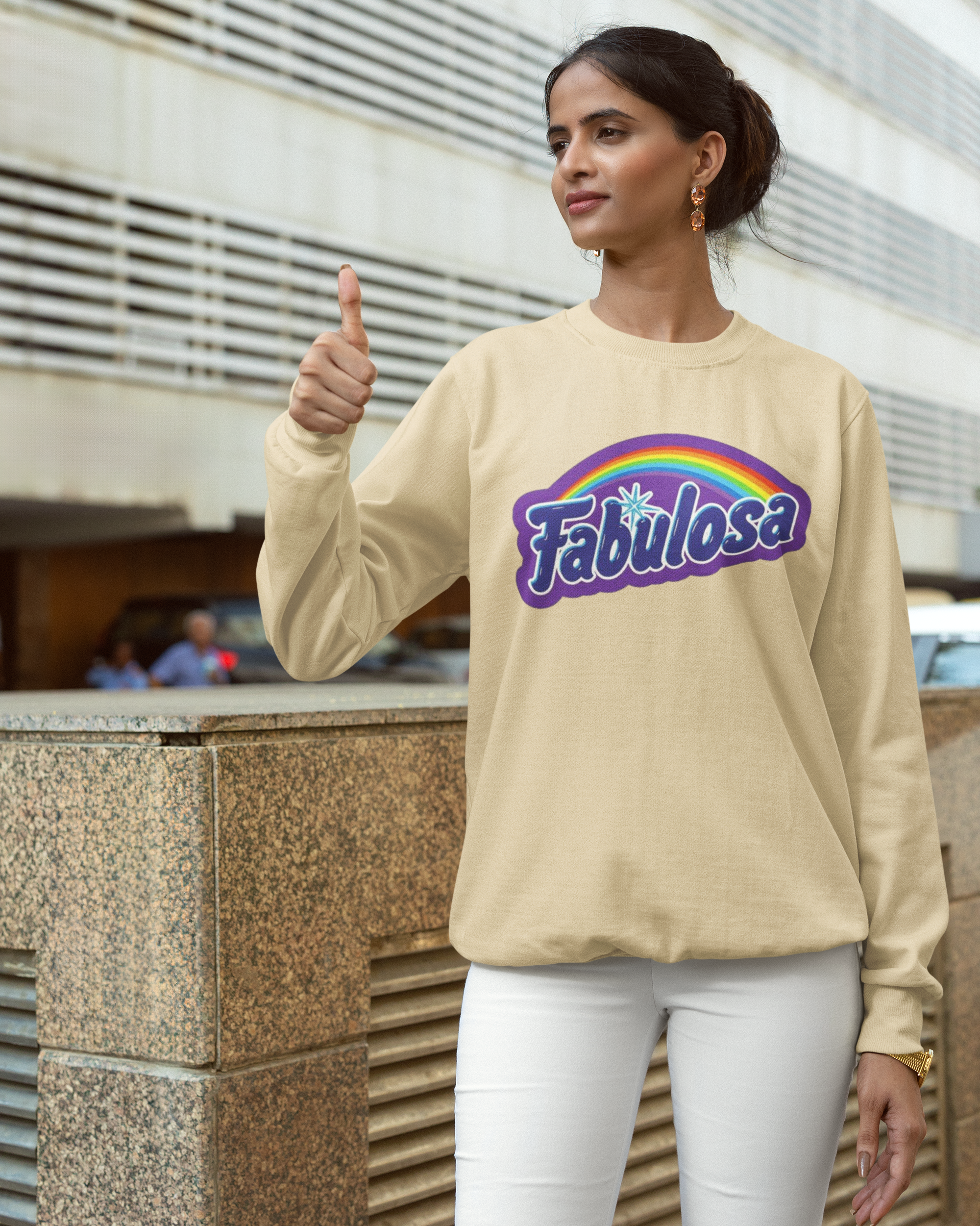 Sudadera cuello redondo "Fabulosa Comfy" | Viral, divertida, orgullo latino | 3 colores