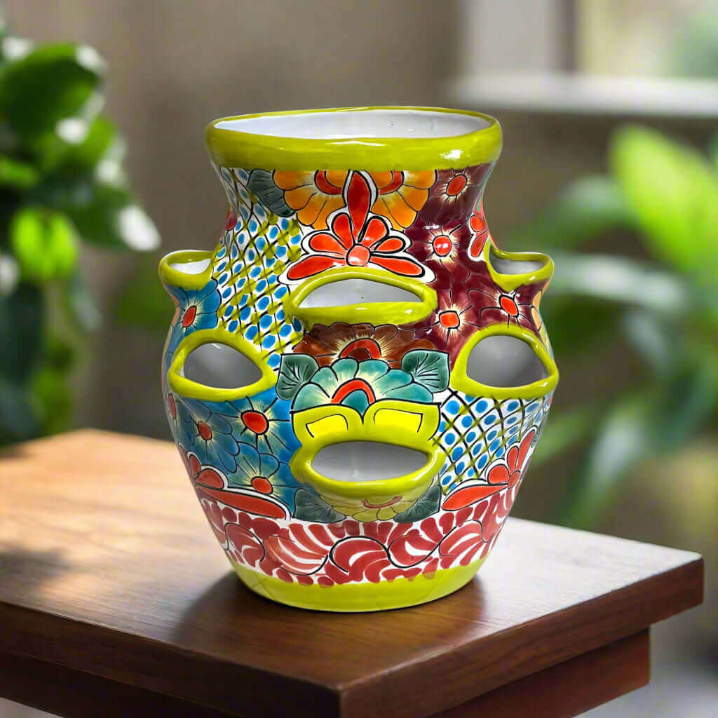 Maceta Jardinera de Fresa Talavera | Cerámica Mexicana Pintada a Mano