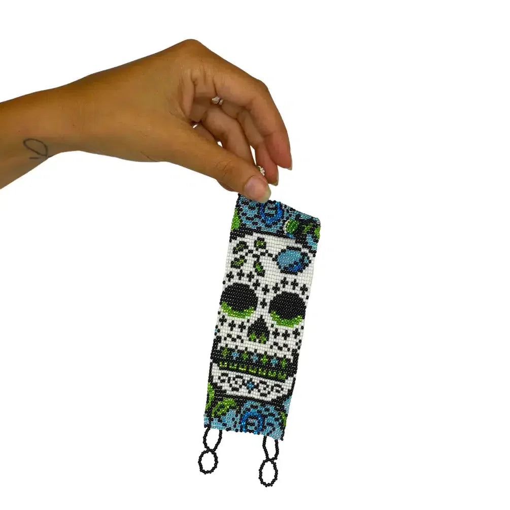 Calavera de Azúcar | Pulsera Catrina de Cuentas de Semilla con Cierre Ajustable - Guatemala