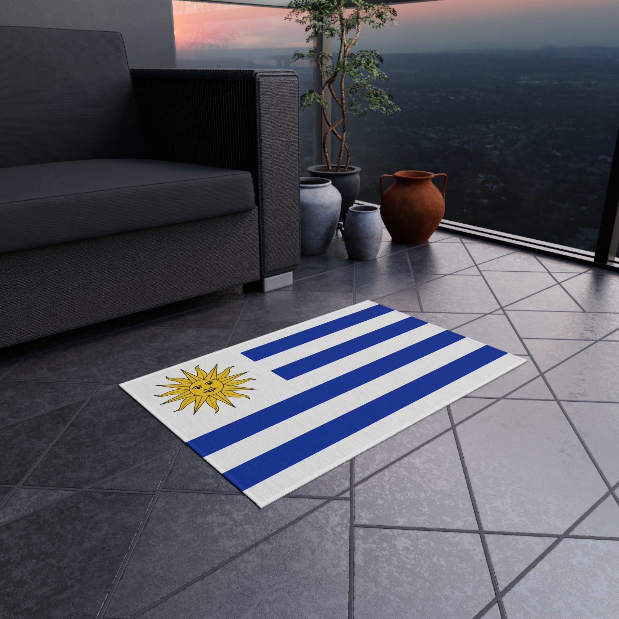 Alfombra Antideslizante para Exteriores con la Bandera de Uruguay | Montevideo | Salto | Regalo para Uruguayos | 24"x36"