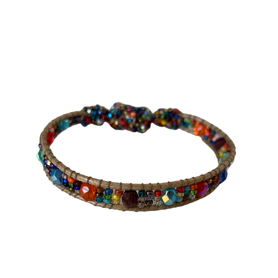 Pulsera de cuero con cierre magnético - Guatemala