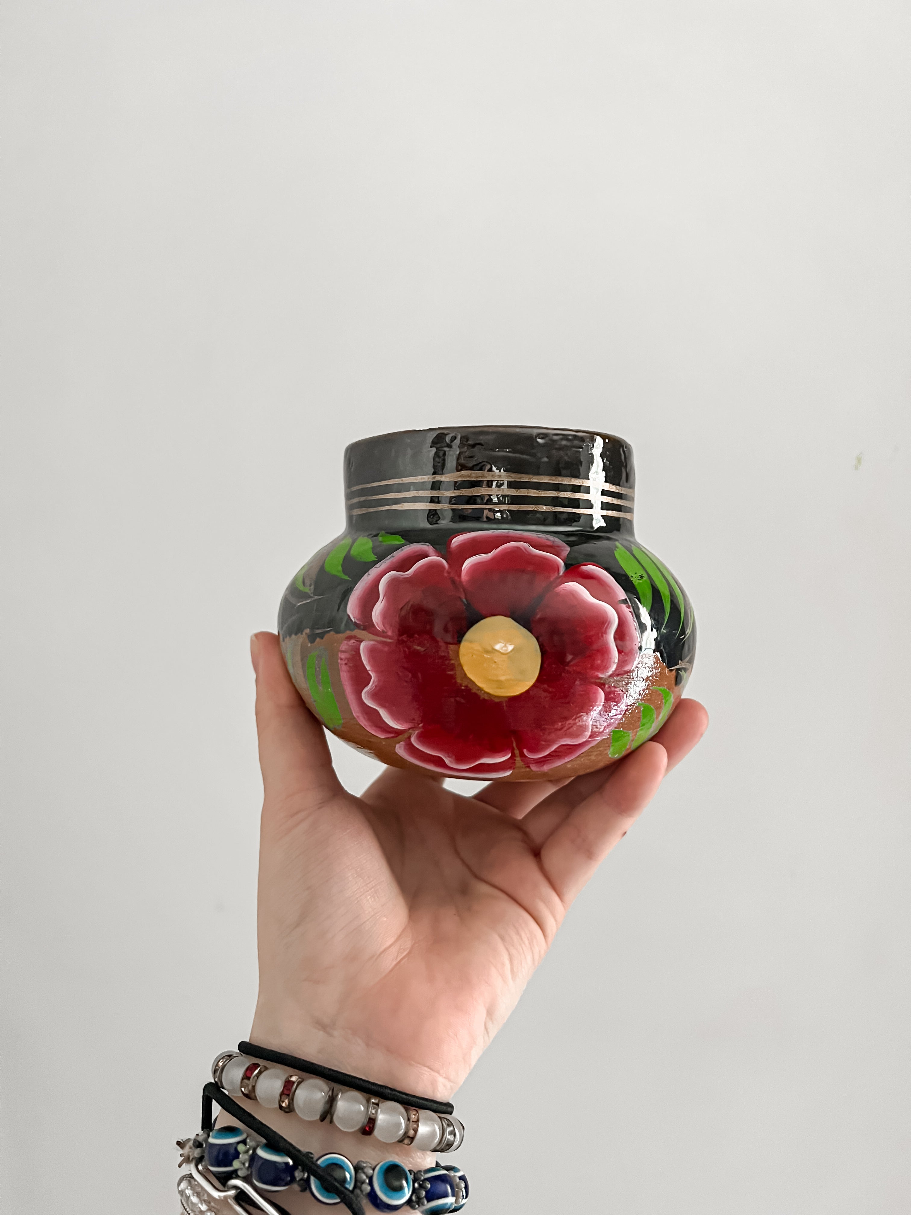 Taza de Barro Artesanal Floral