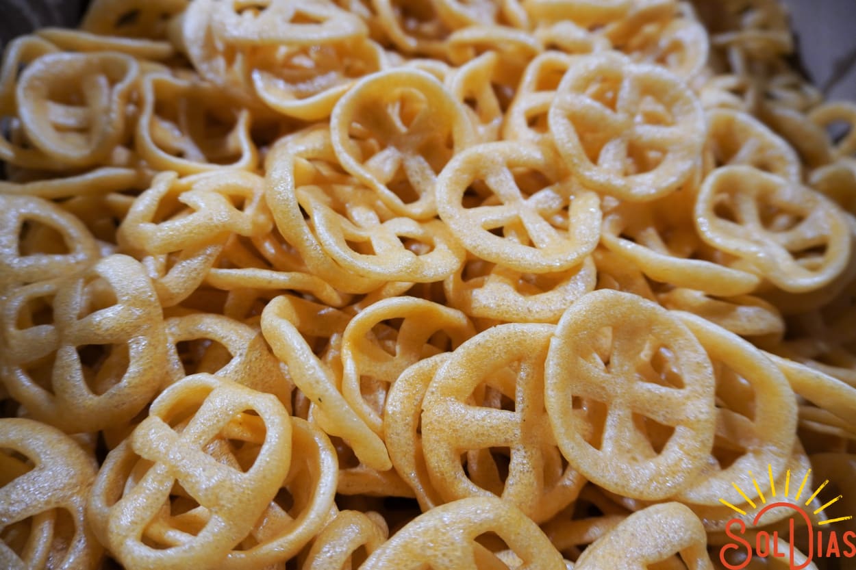 Chicharrones de Rueda | Rueditas de Trigo Fritas | 3 oz