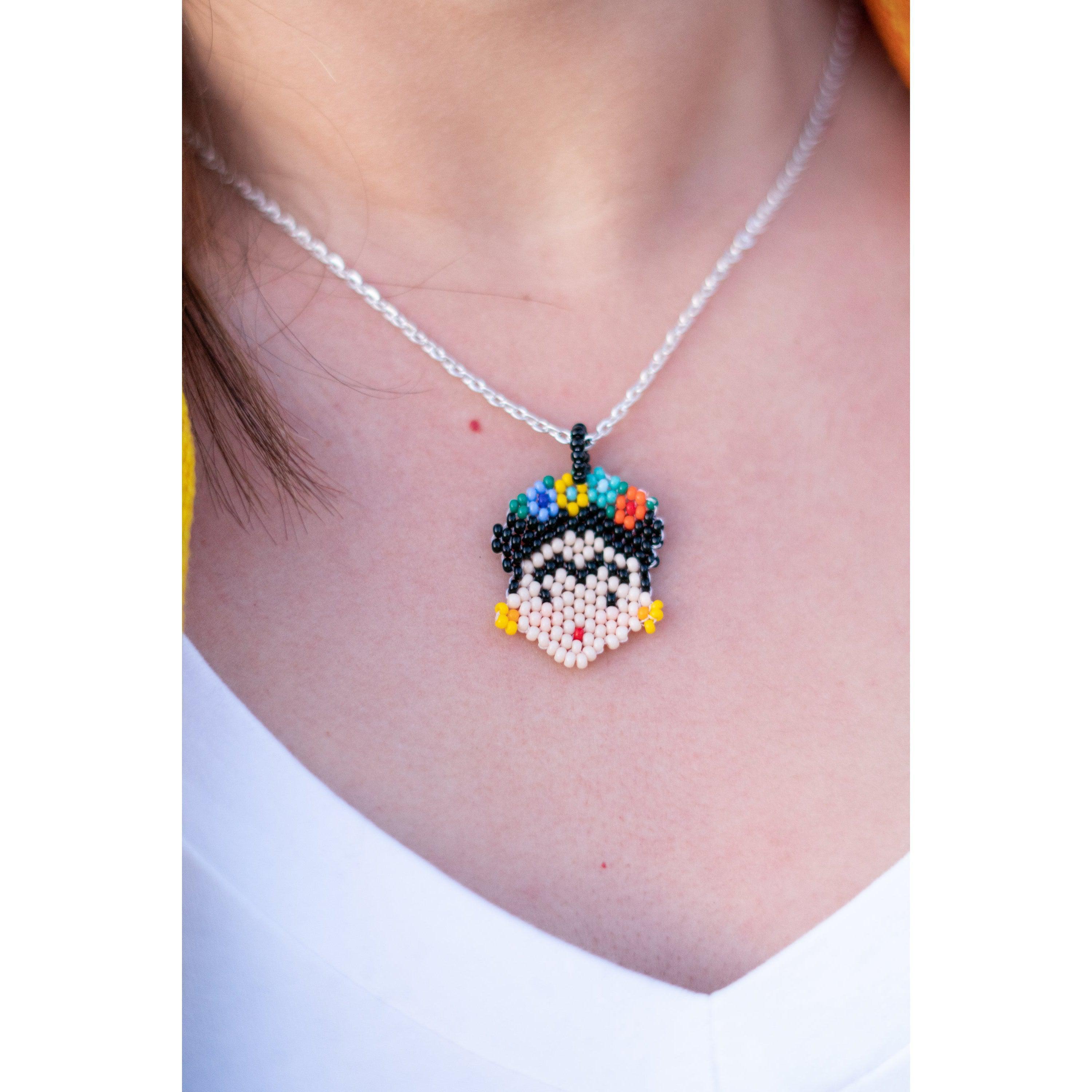Collar de chaquiras de Frida Kahlo - México