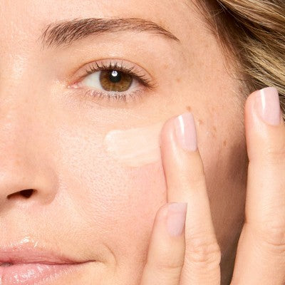 Honest Beauty Calm & Renew Bálsamo Ocular Calmante con Mezcla Fito-Calmante 0.5oz - Nuevo