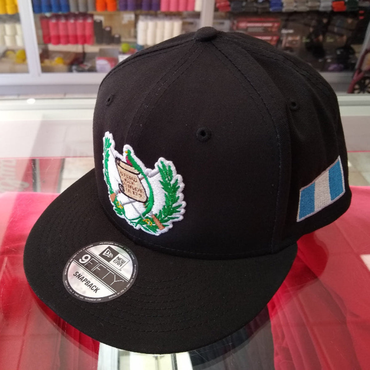 Gorra New Era bordada de Guatemala