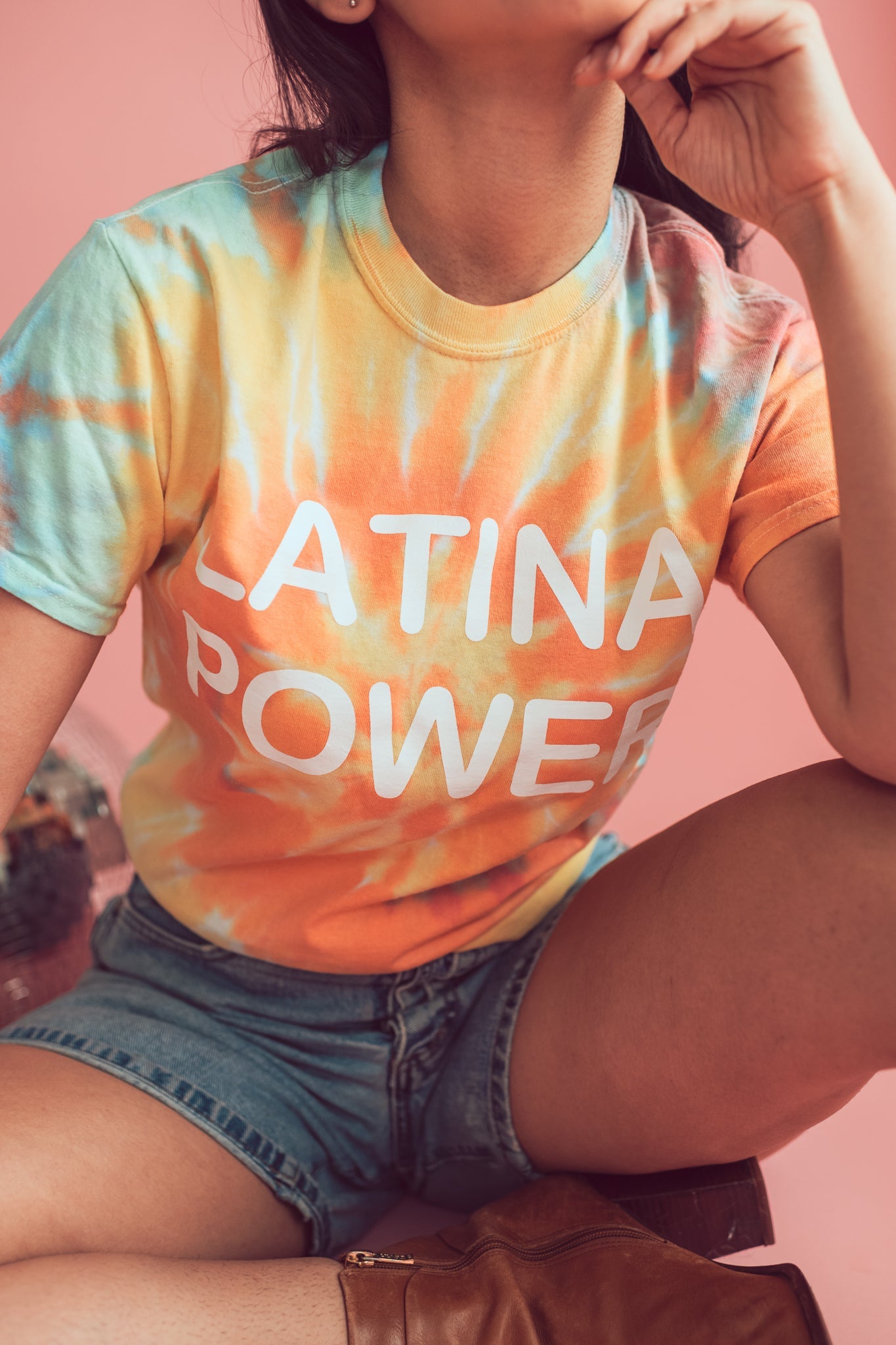Camiseta Teñido Anudado Poder Latino