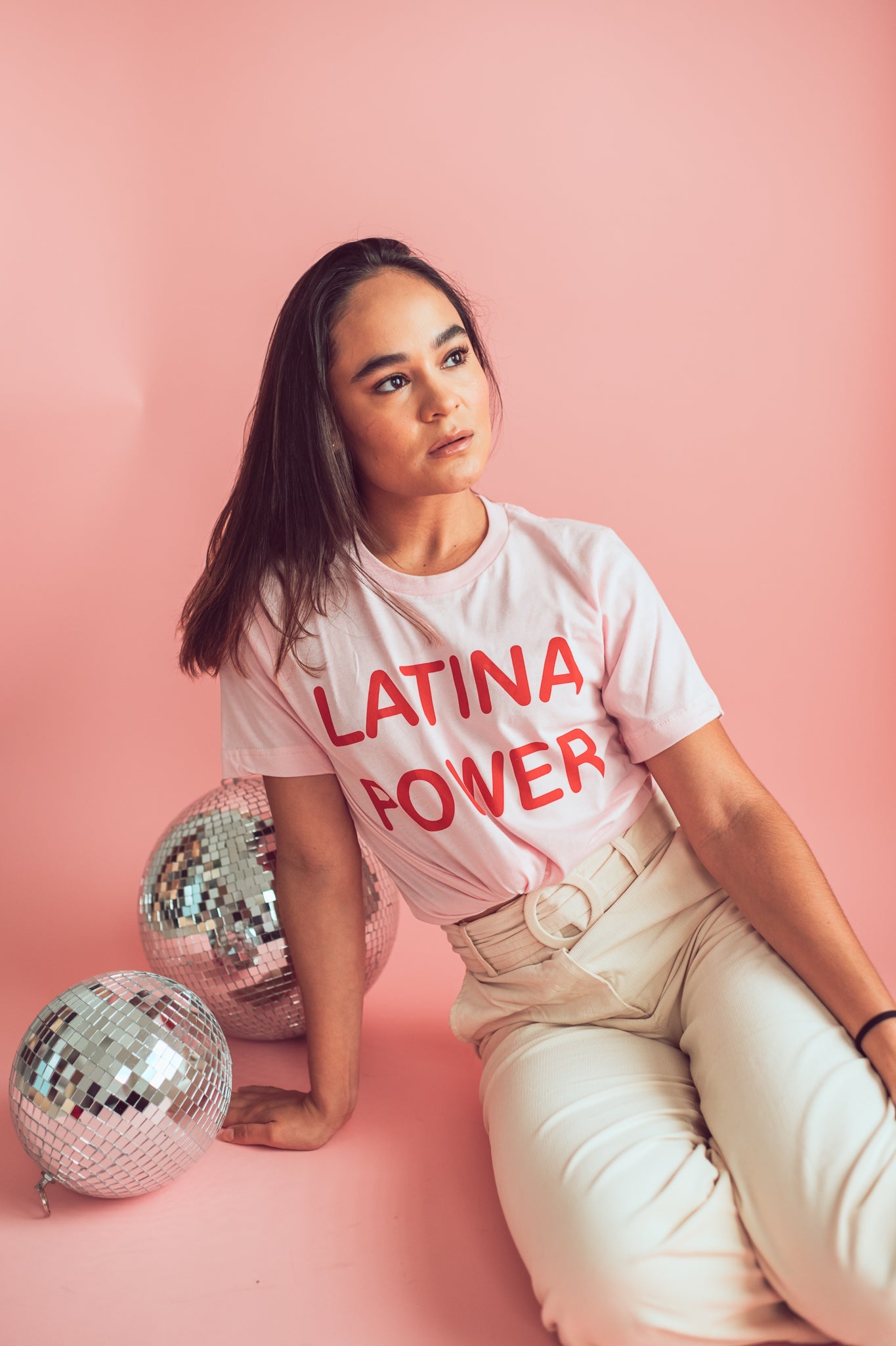 Camiseta "Poder Latino" Rosa Suave