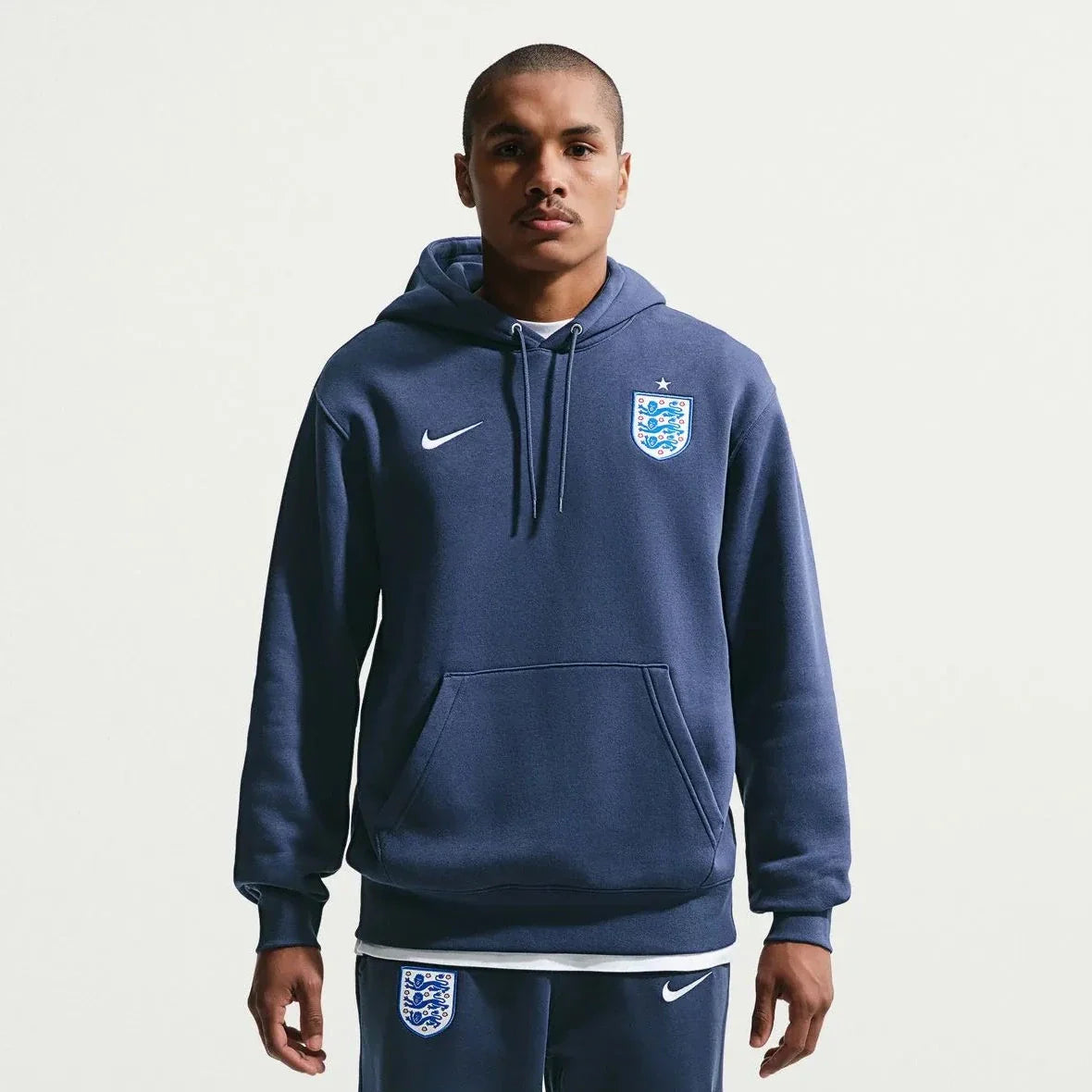 Nike 2026 England Men's Club Pullover Hoodie