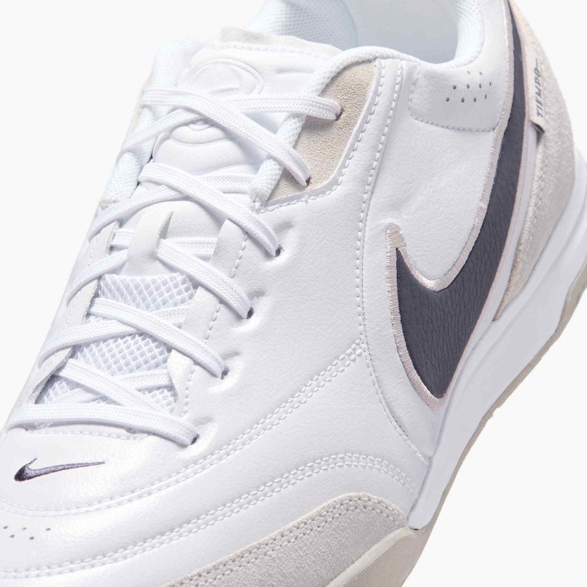 Nike Tiempo Streetgato Indoor Soccer Shoes (FA26)