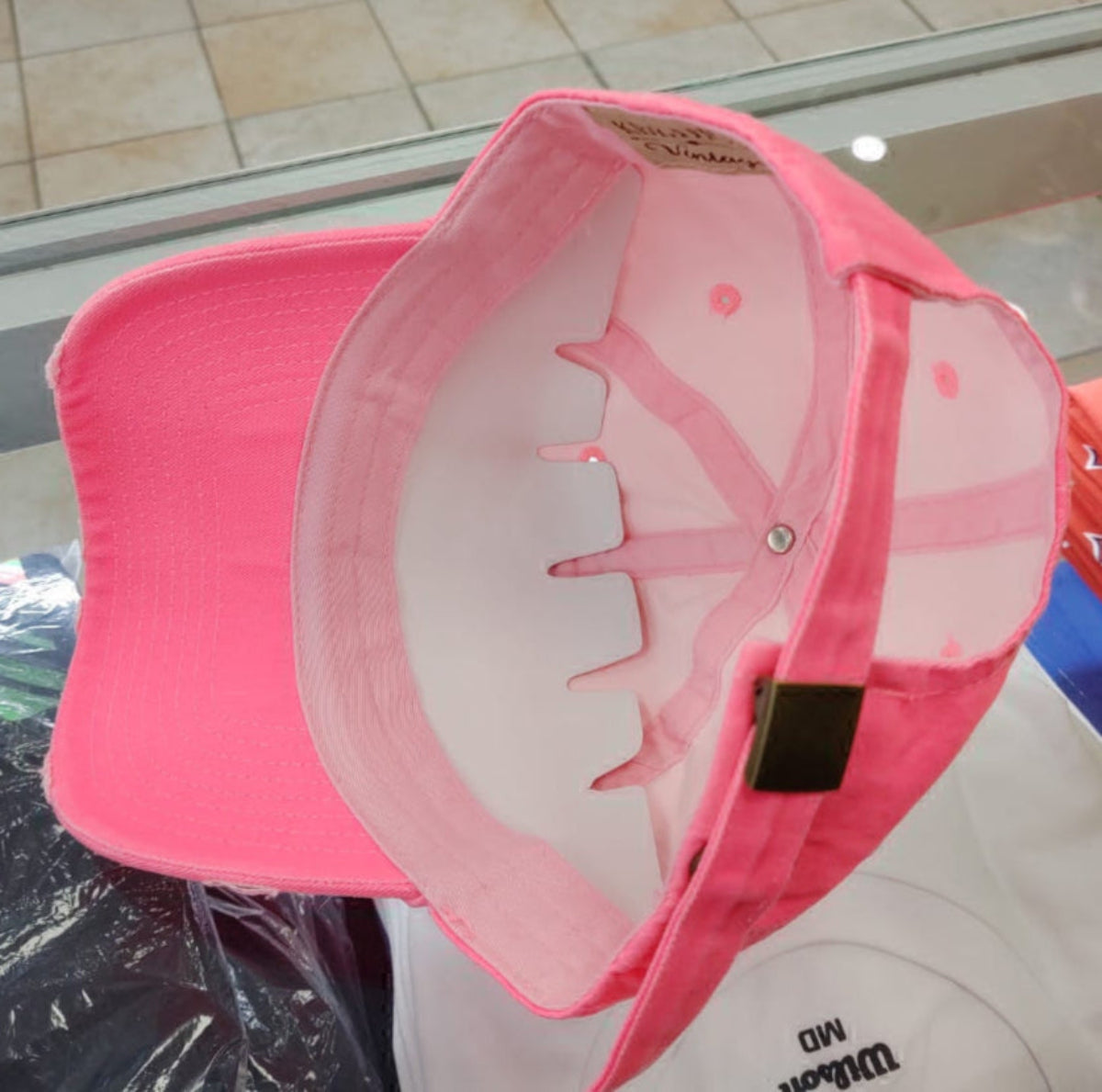 Gorra rosa neón vintage de Puerto Rico con logo de PR