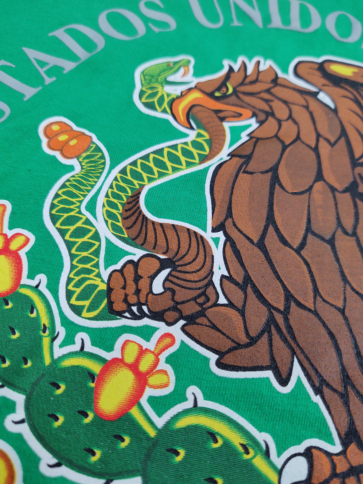 Camisetas con Escudo Mexicano Impreso con Alta Calidad