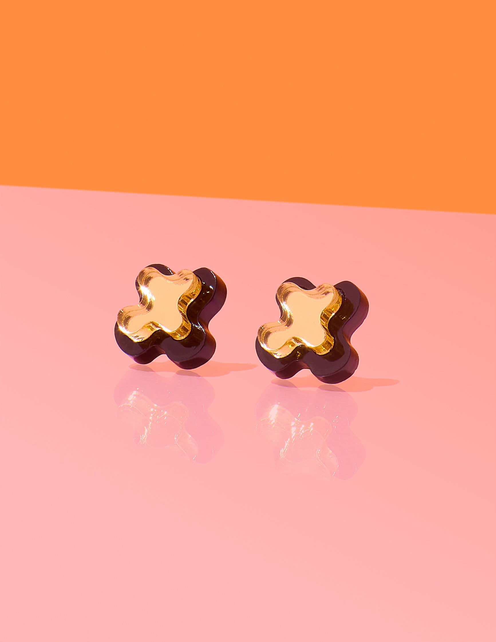 Pendientes con forma de gota abstracta