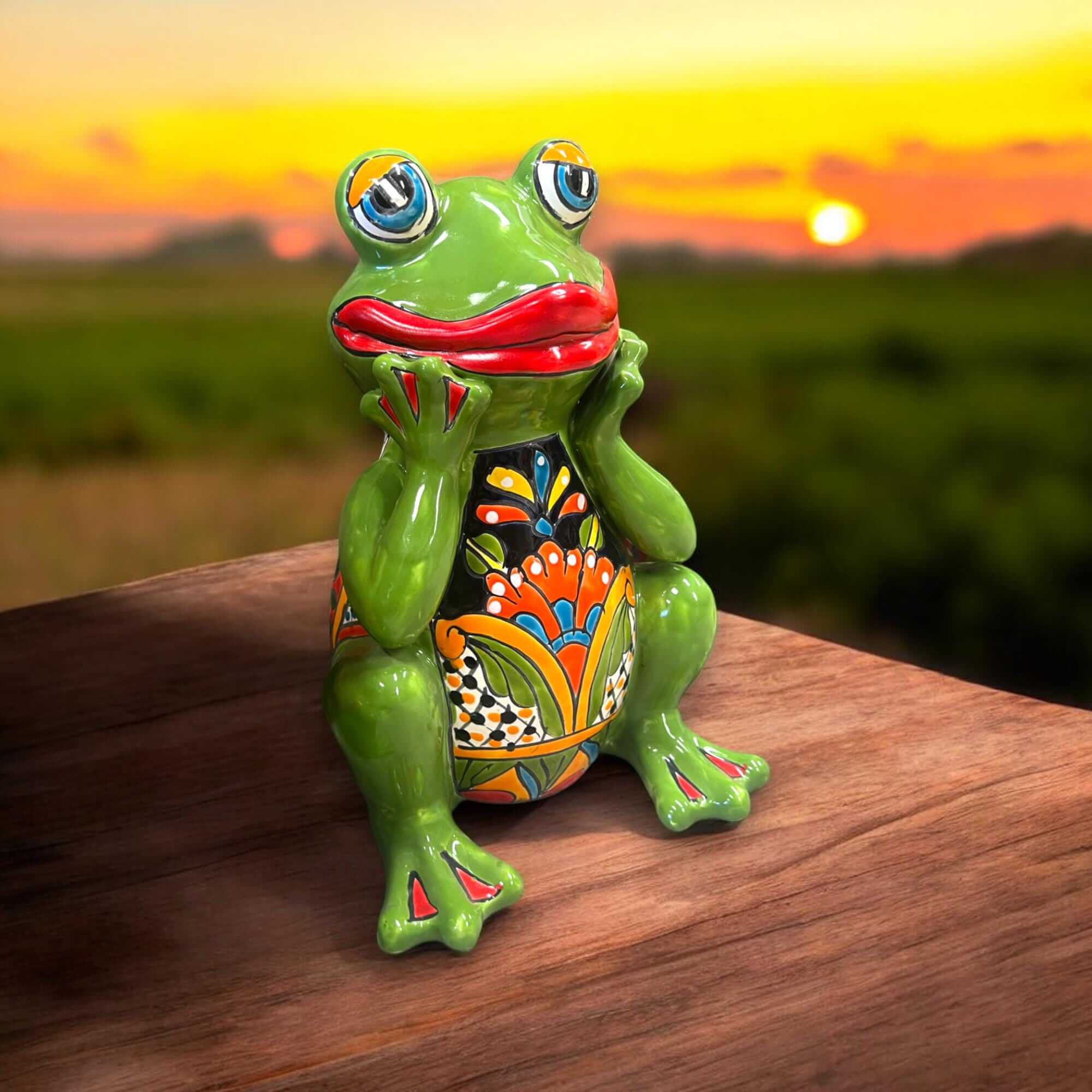 Estatua de rana de Talavera | Vibrante arte cerámico mexicano pintado a mano