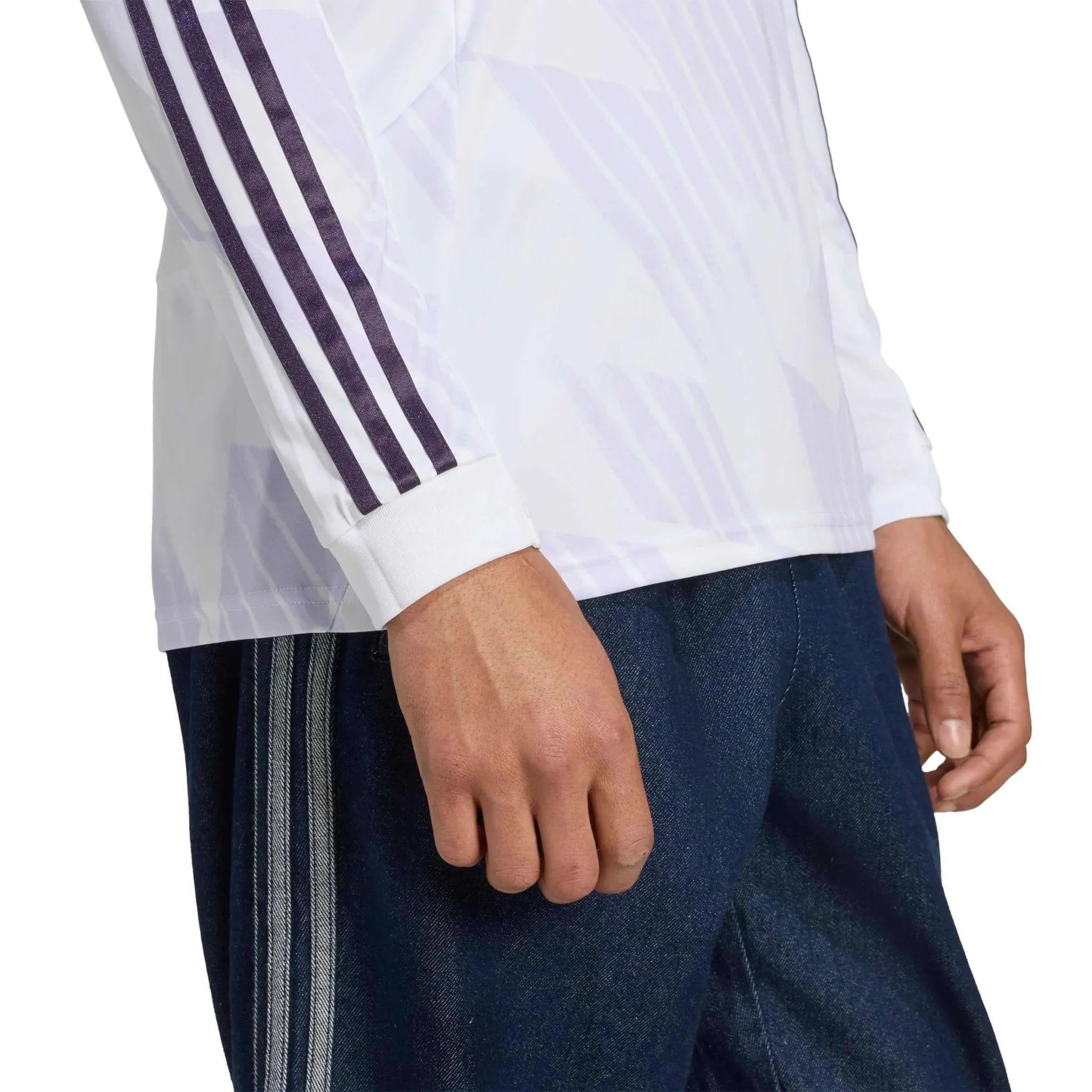 adidas 2025-26 Manchester United Men's Stadium Away Long-Sleeve Soccer Jersey