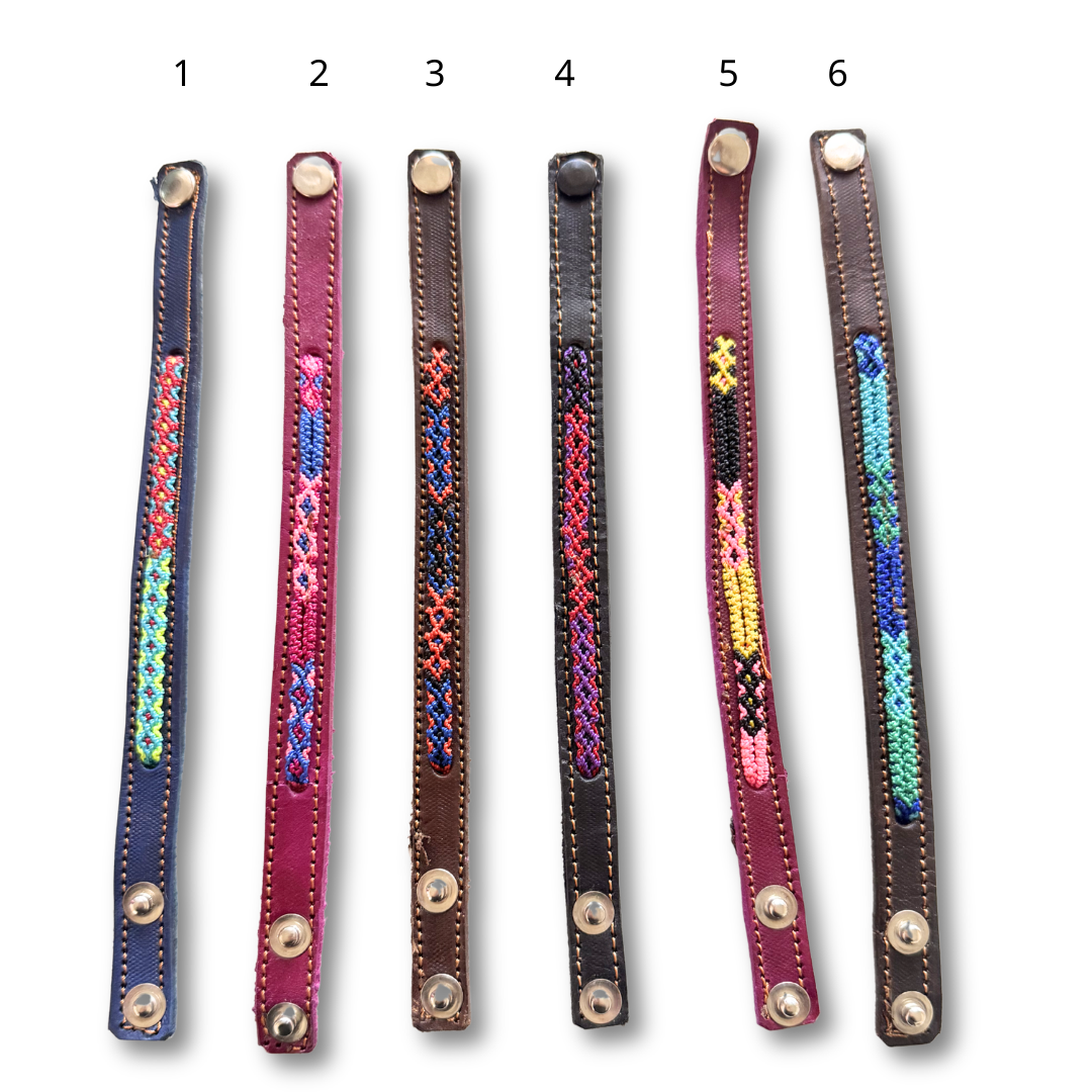 Pulsera de Amistad Ajustable de Cuero Vista - México