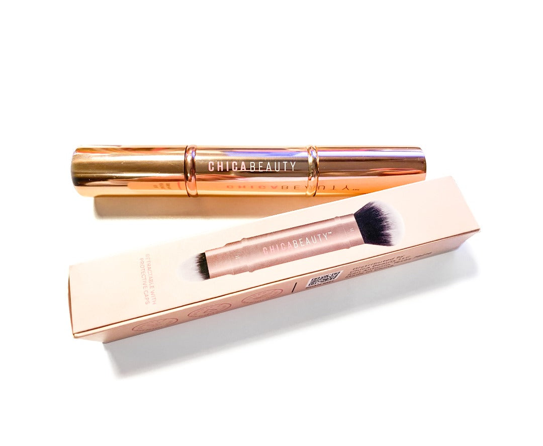 Brocha retráctil de doble punta para el rostro (Presentada en IPSY)