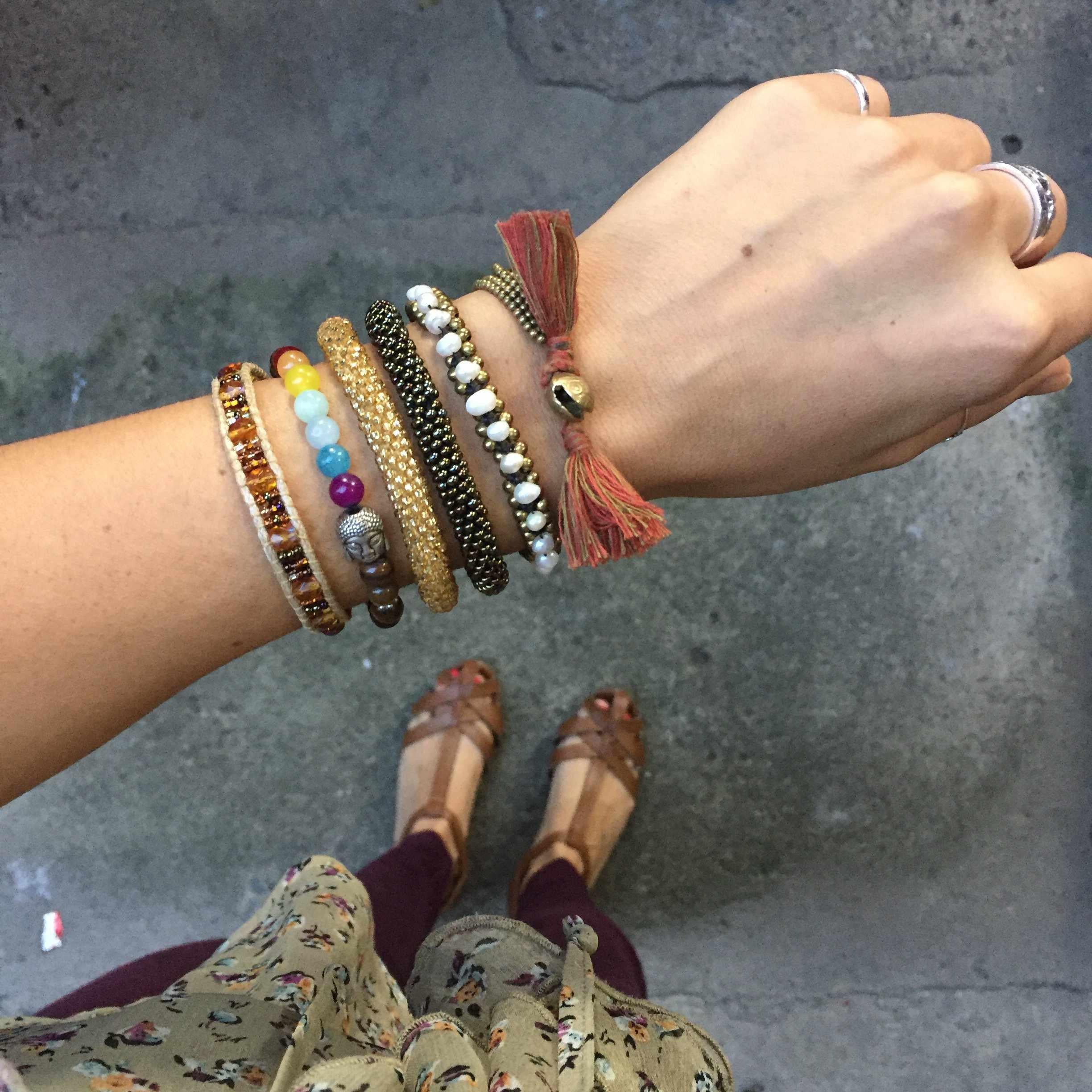 Pulsera de cuero con cierre magnético - Guatemala