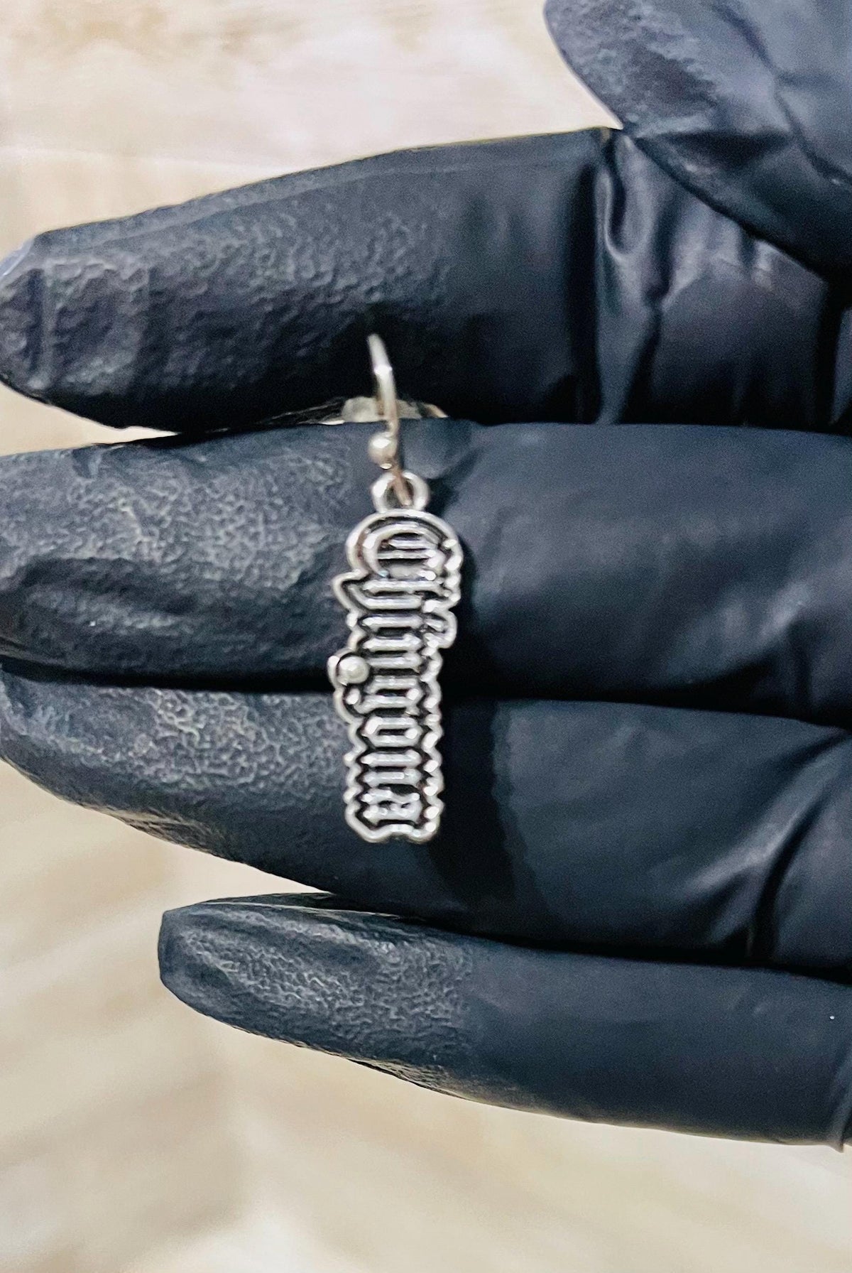 Chingona Necklace Pendant Set With Earrings Set De Cadena Y Aretes CHINGONA