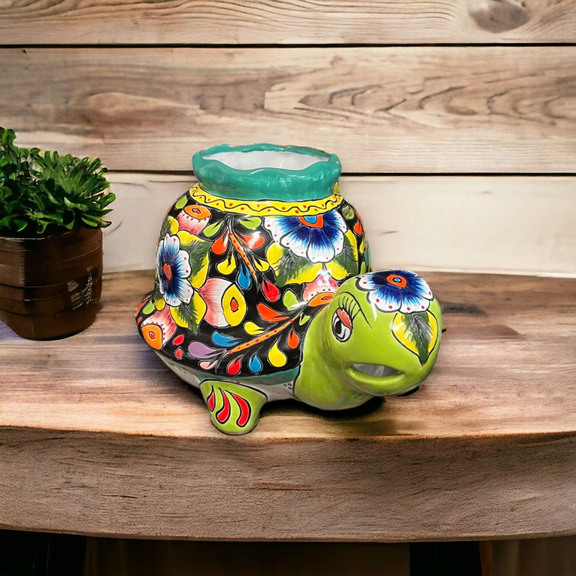 Maceta Vibrante de Tortuga Talavera | Cerámica Mexicana Colorida Pintada a Mano (Mediana)