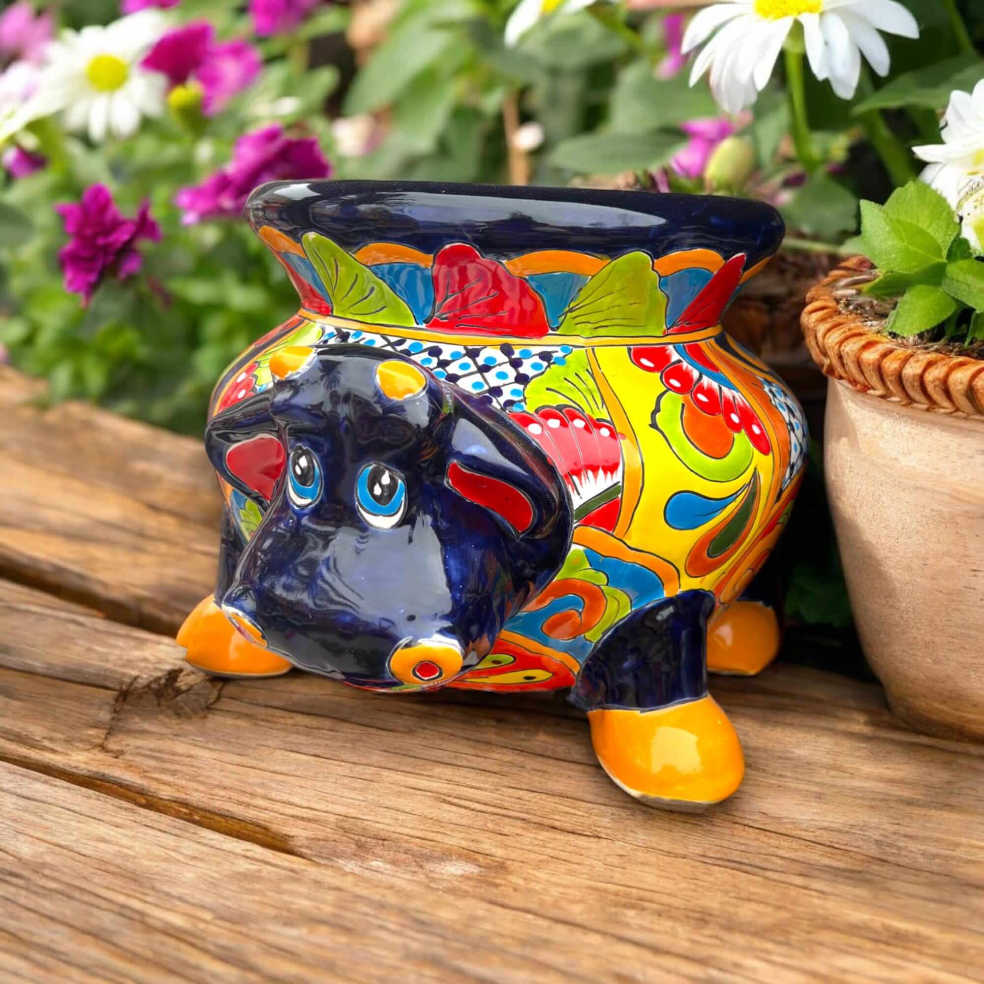 Maceta de Talavera con diseño de vaca | Cerámica mexicana artesanal para el hogar y jardín