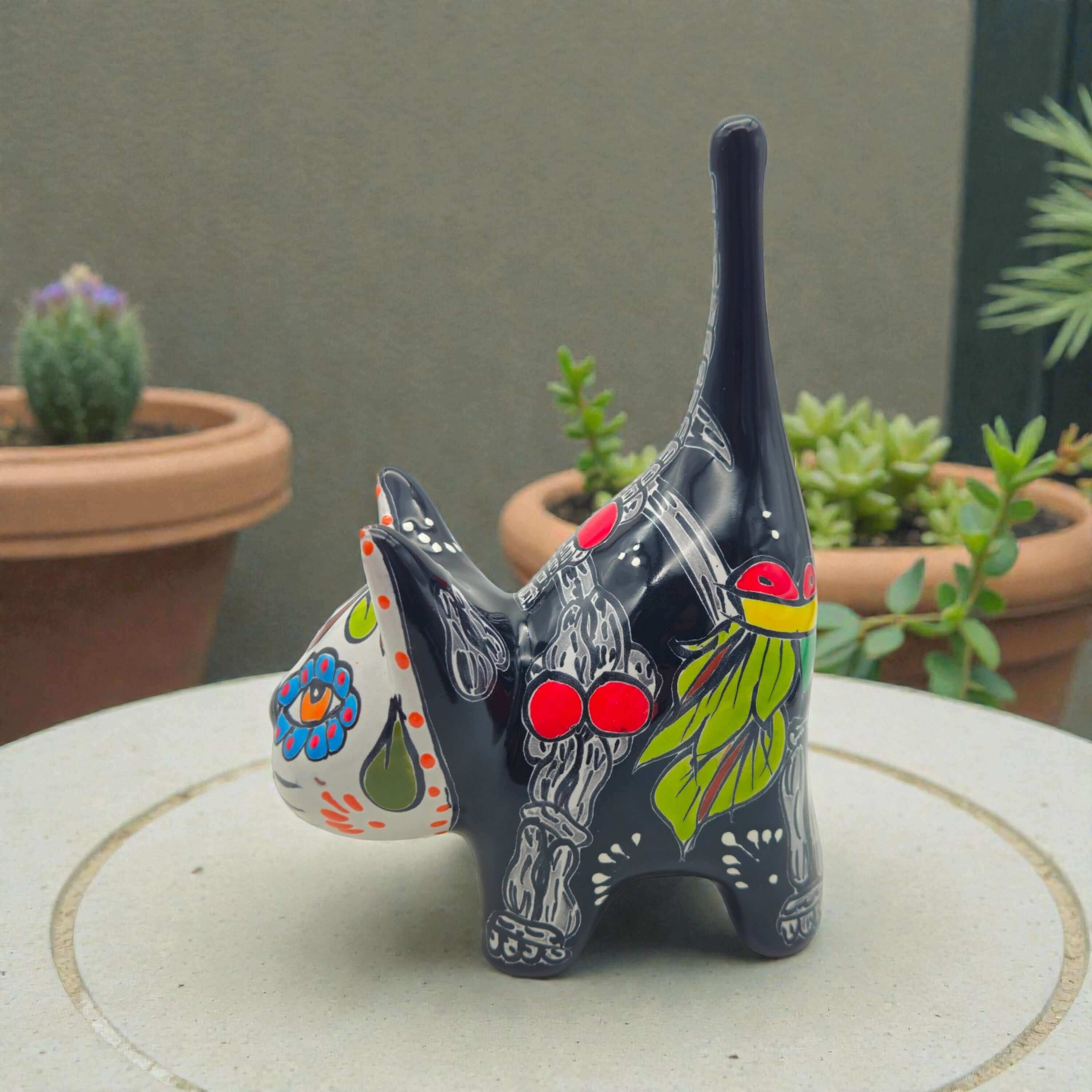Figura de gato de Talavera | Arte artesanal del Día de Muertos