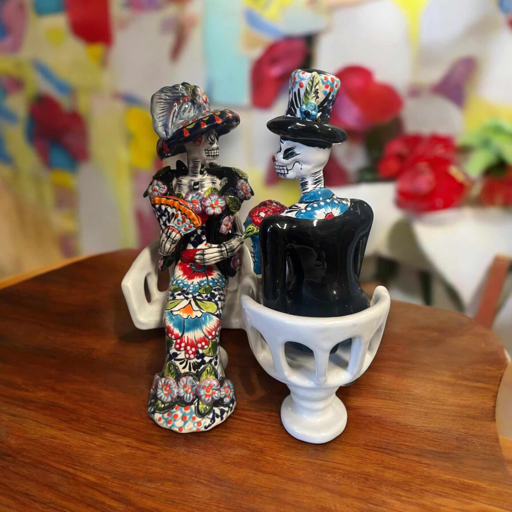 Figuras de Talavera del Día de Muertos | Estatuas de sillas mexicanas