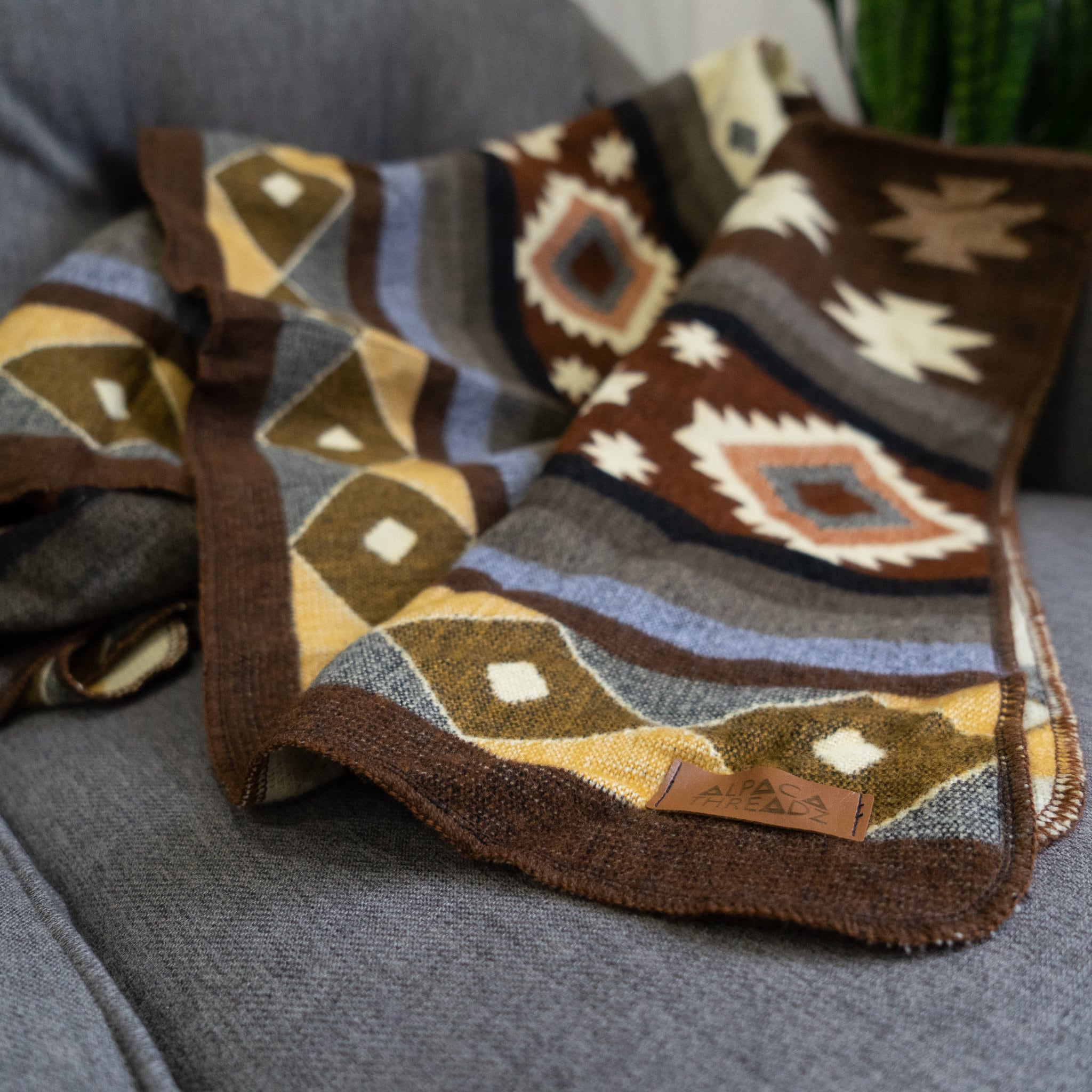 Andean Alpaca Wool Blanket - Mojave (Throw)