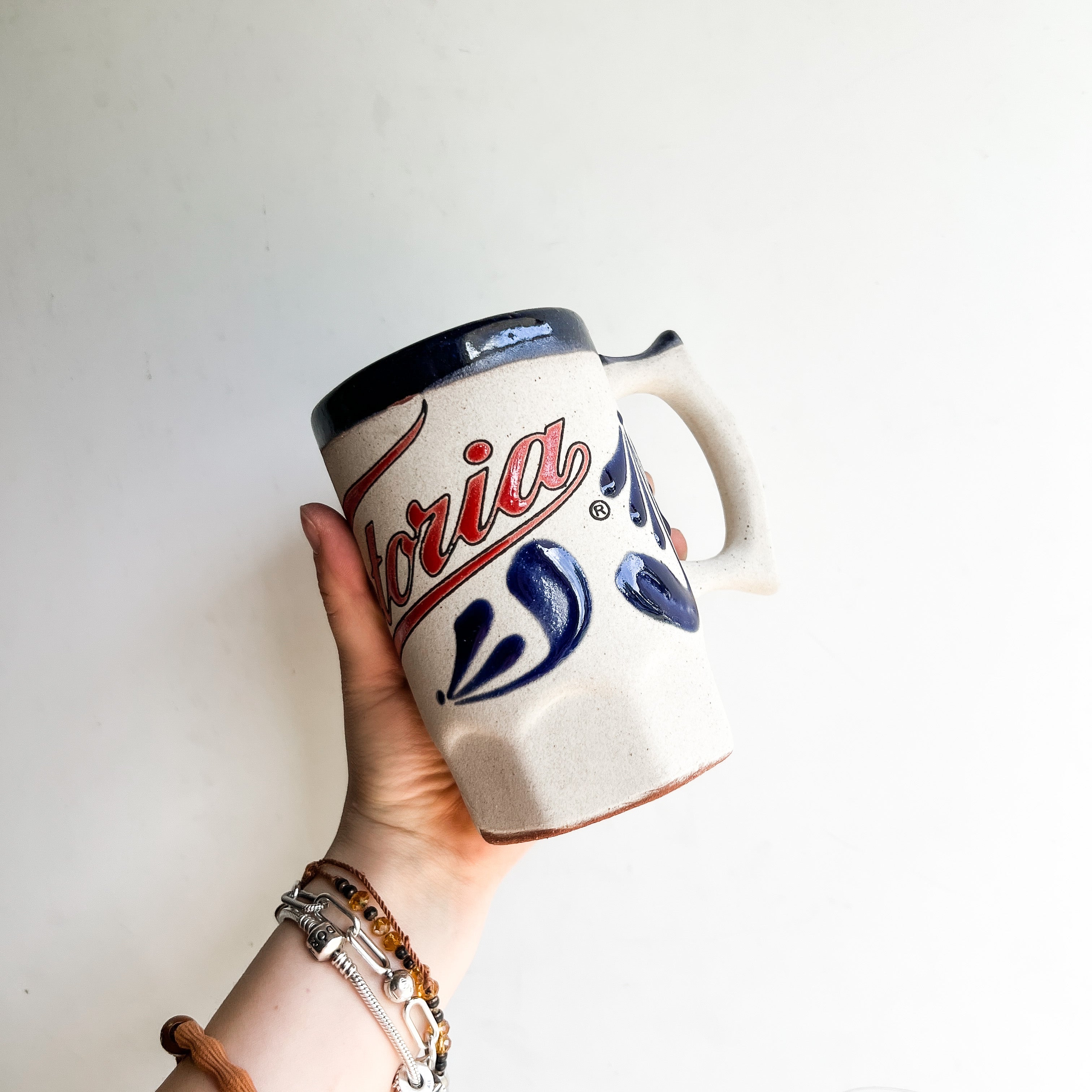 Taza de cerámica Victoria Beer