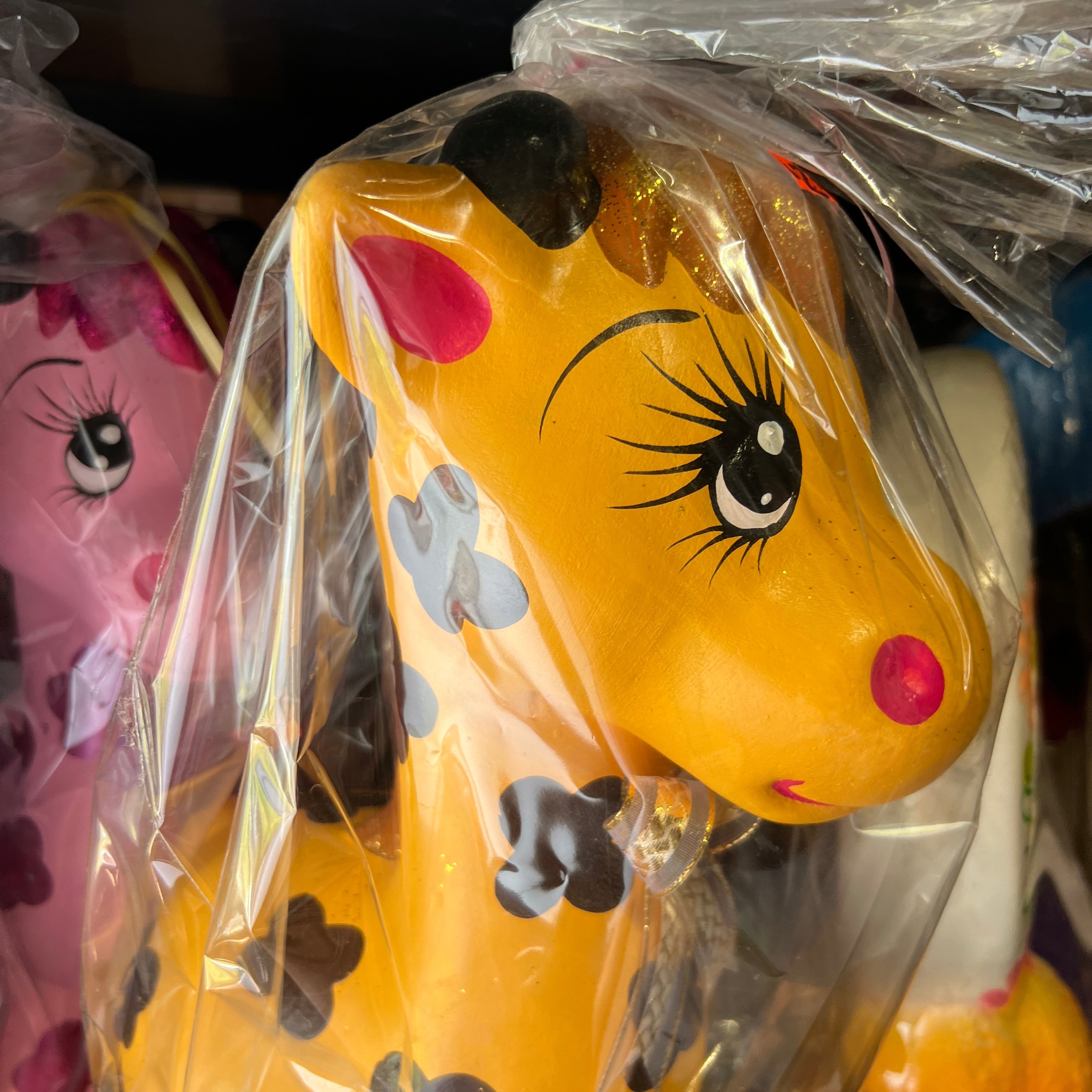 Huchas de Figuras Grandes