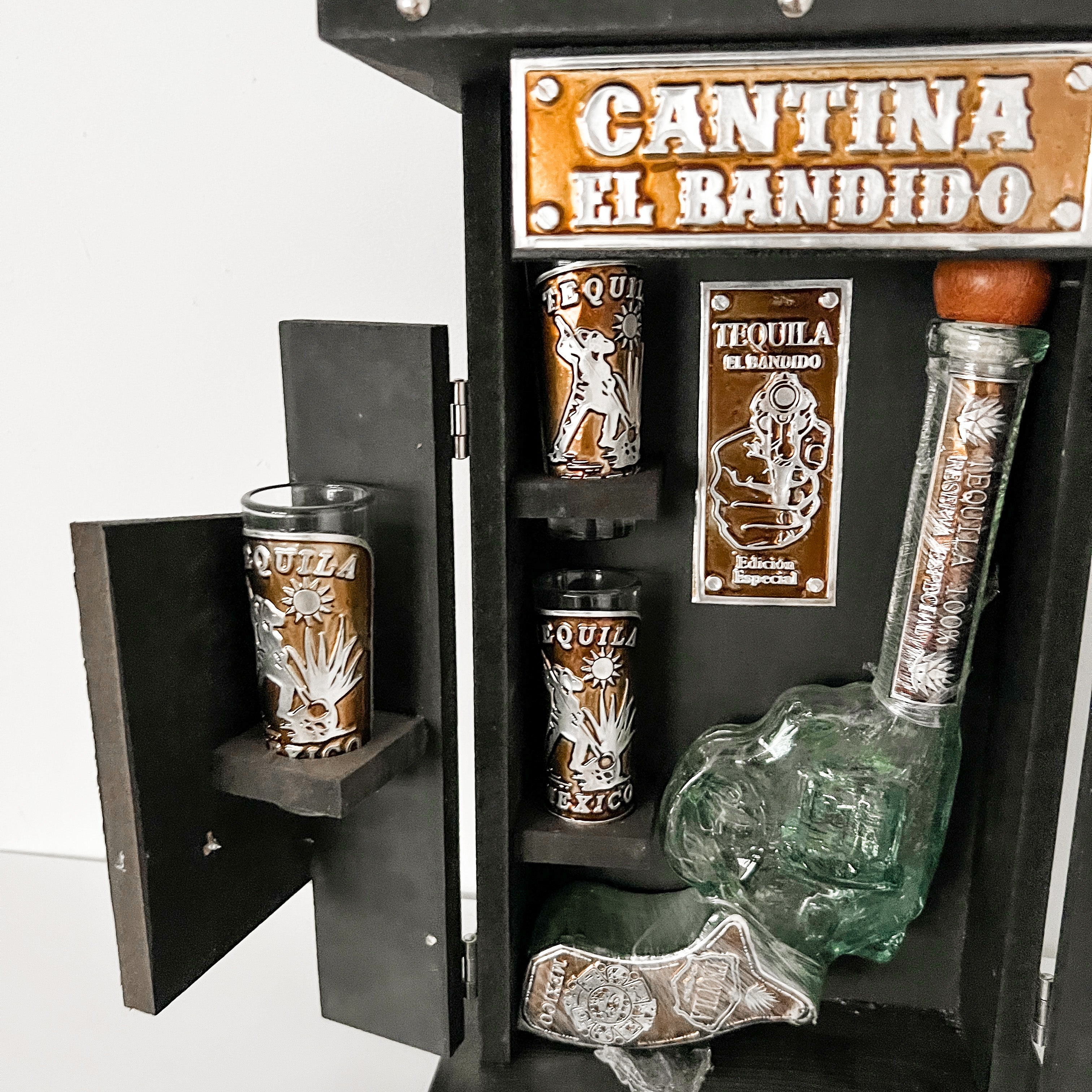Tequilero de cantina