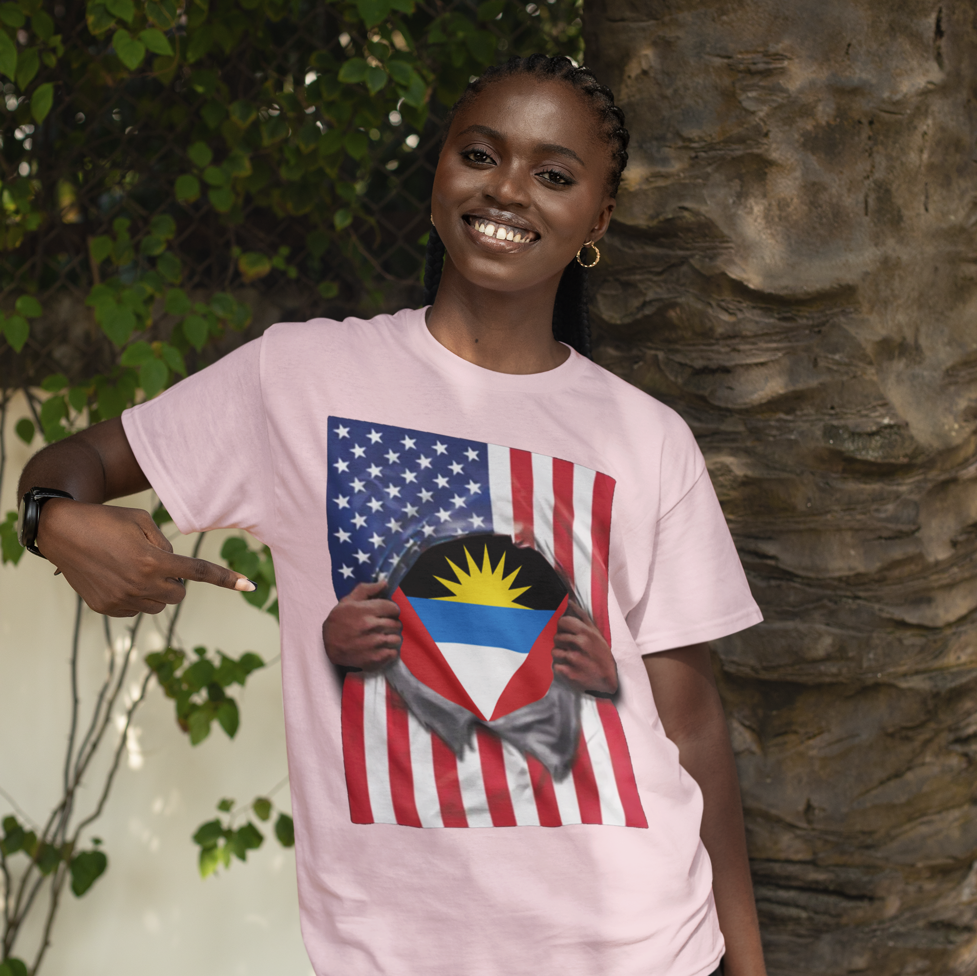 Camiseta de la bandera de Antigua y Barbuda | Bandera de Antigua + Estadounidense Rasgada 4 de julio | Camisetas divertidas para latinos | 4 Colores