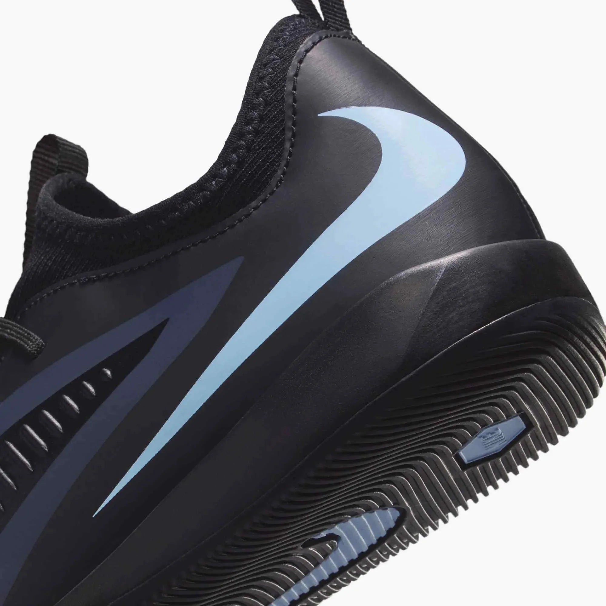 Nike Junior Phantom 6 Low Academy Indoor Soccer Shoes - Shadow Pack (FA25)