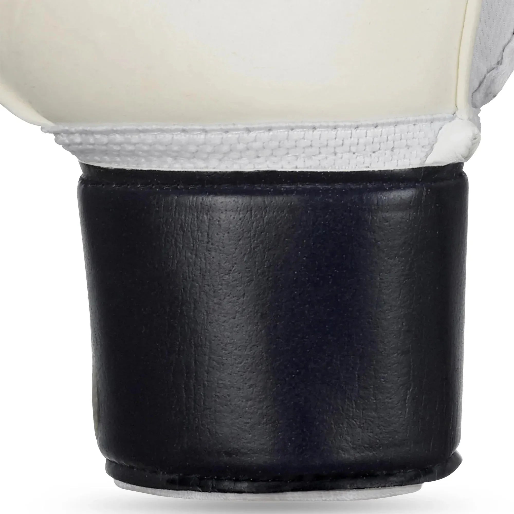 Select JR 04 Protection v24 Goalkeeper Gloves