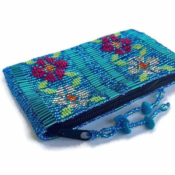 Monedero de Flores Pequeñas con Cuentas - Guatemala