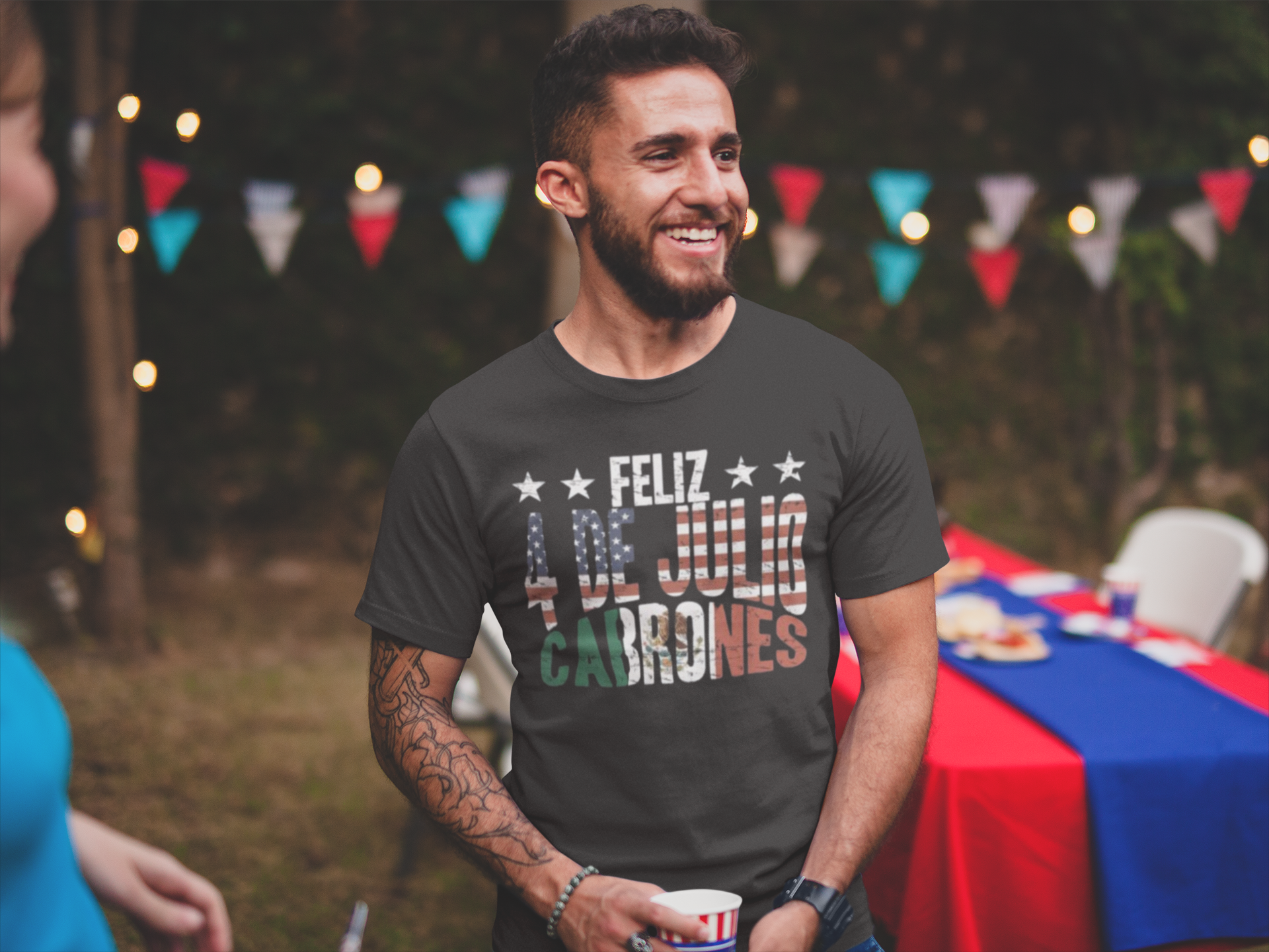Camiseta Feliz 4 de Julio Cabrones | Camisetas Latinas Virales y Divertidas México + EE. UU. | Unisex - 3 Colores