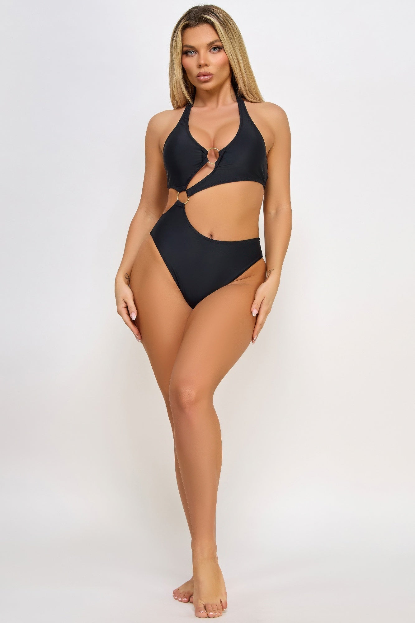 Chic Women's Swimwear Swimsuit with Halter Neck Design