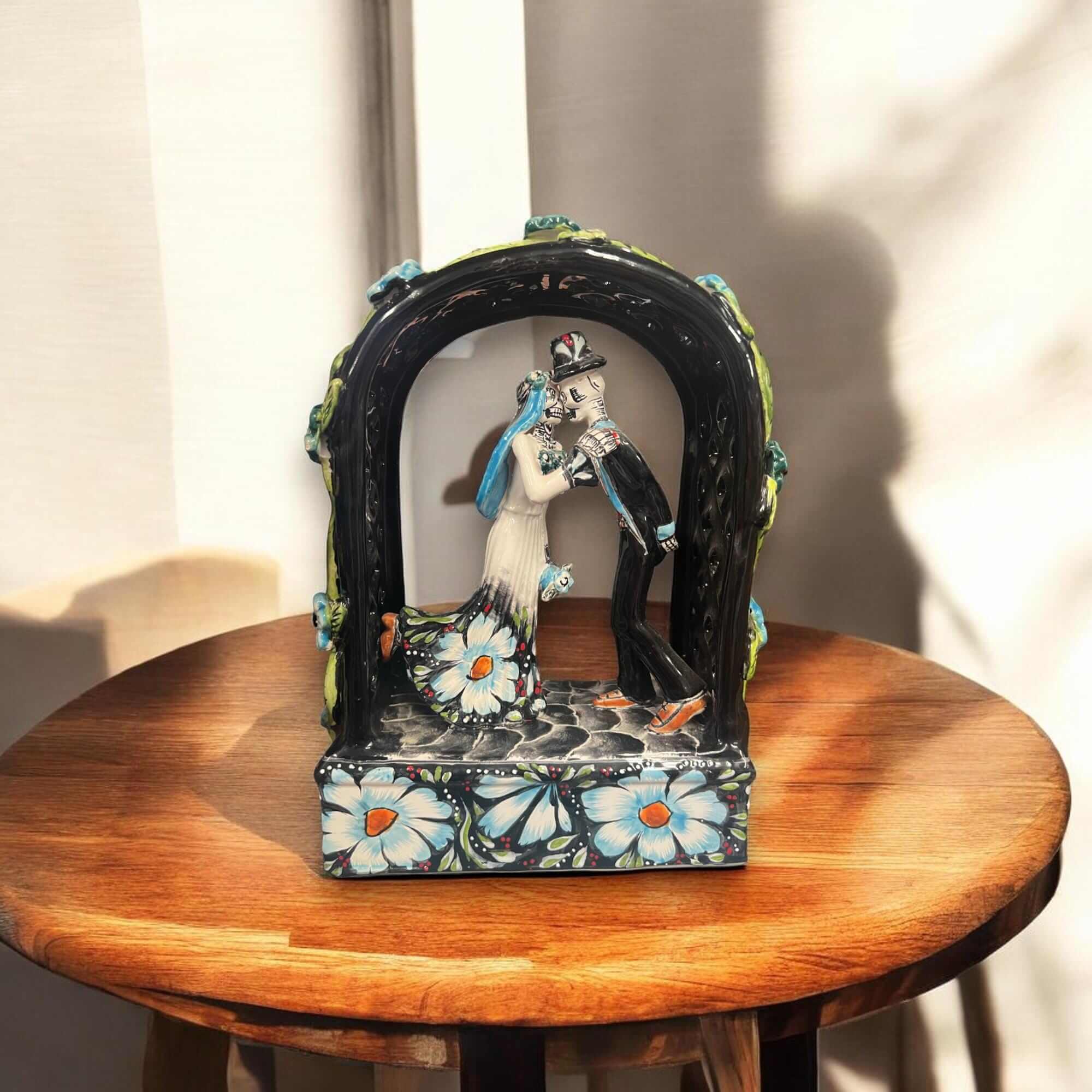 Figuras de boda de Día de Muertos de Talavera | Decoración de altar mexicano