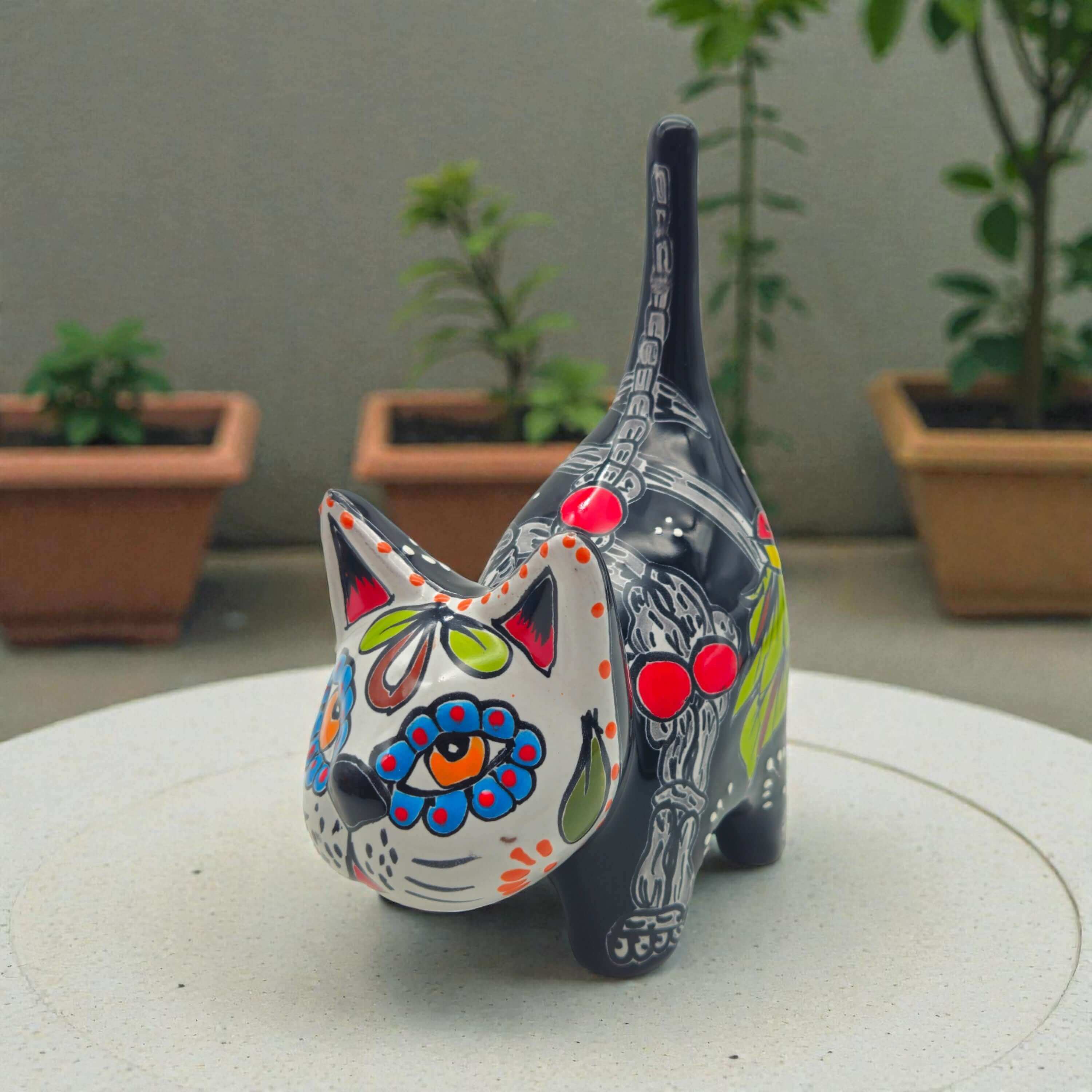 Figura de gato de Talavera | Arte artesanal del Día de Muertos