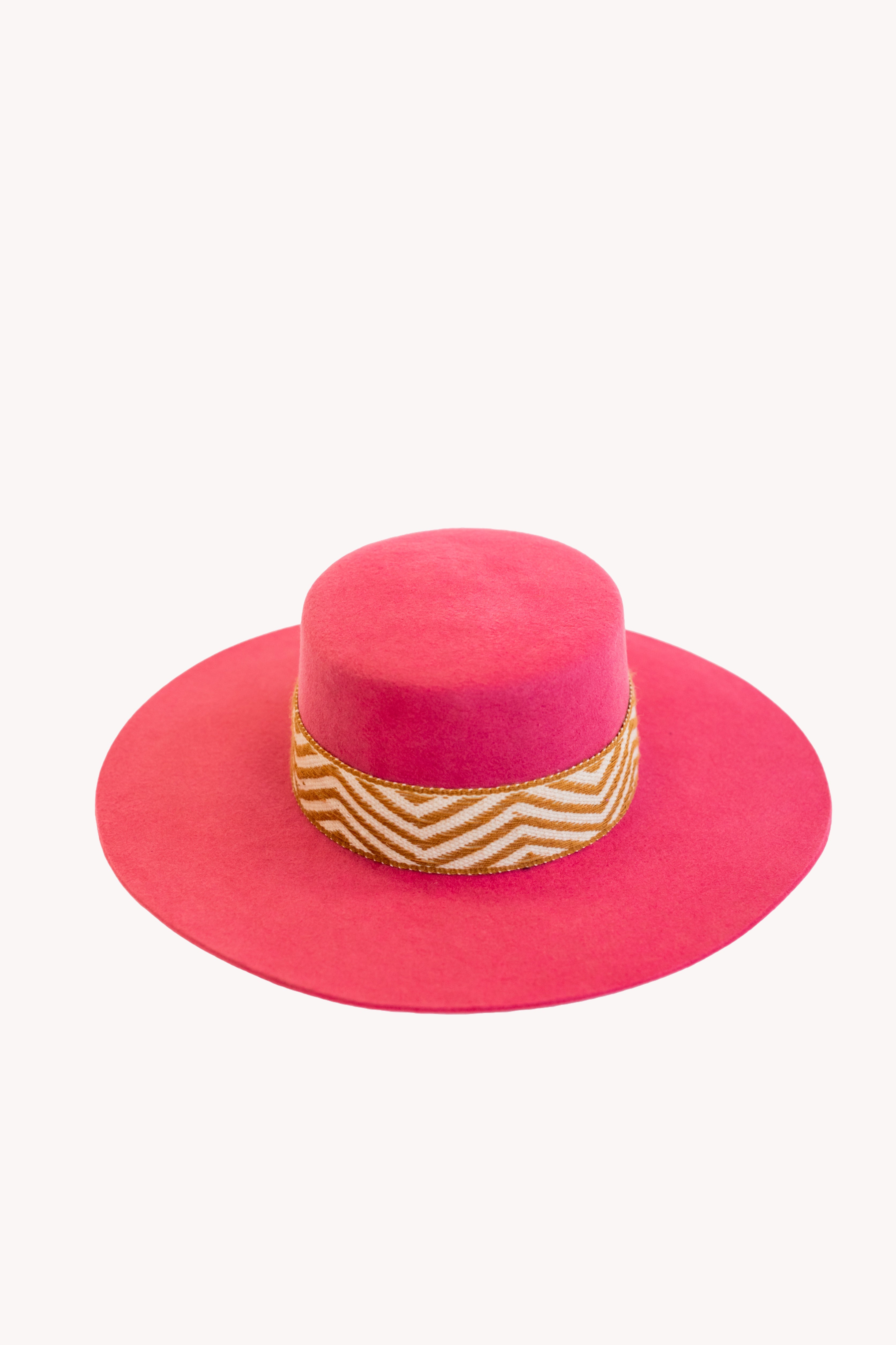 Sombrero español rosa baya