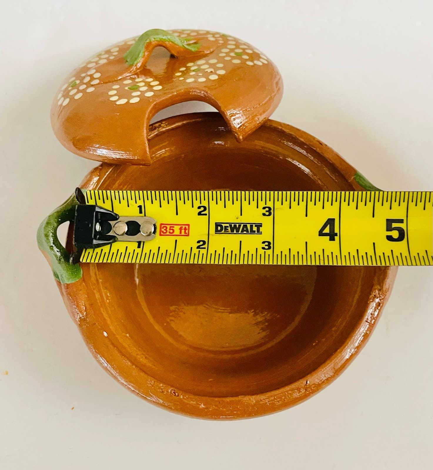 2 Mexican Casseroles 2 Cazuelas de Barro con Tapa