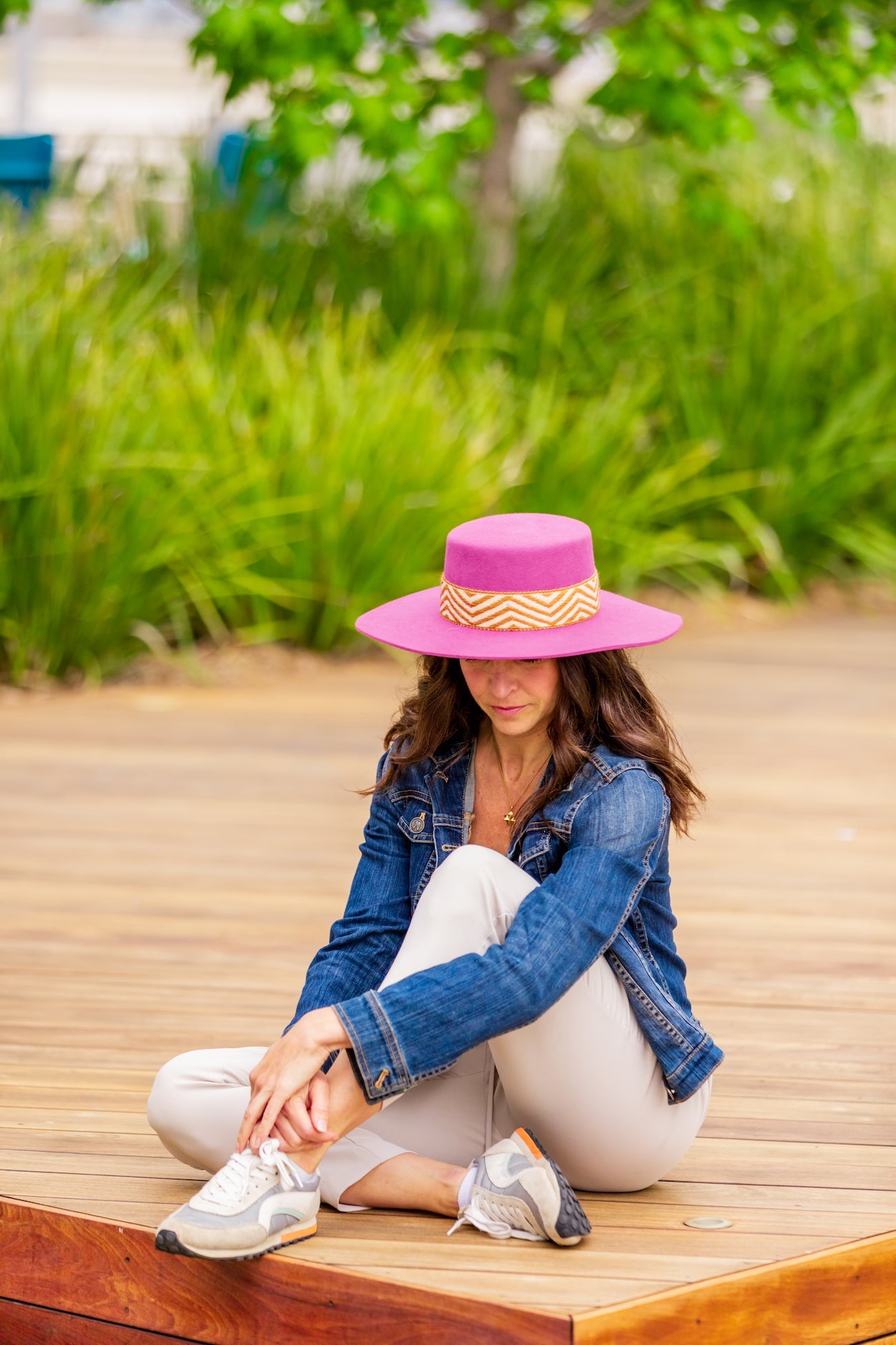 Sombrero español rosa baya
