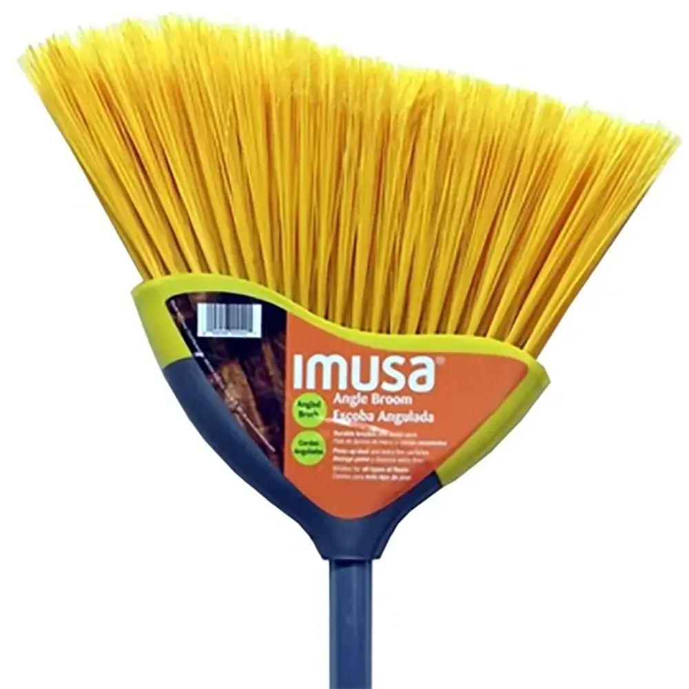 Escoba angular Imusa con mango metálico de 48"
