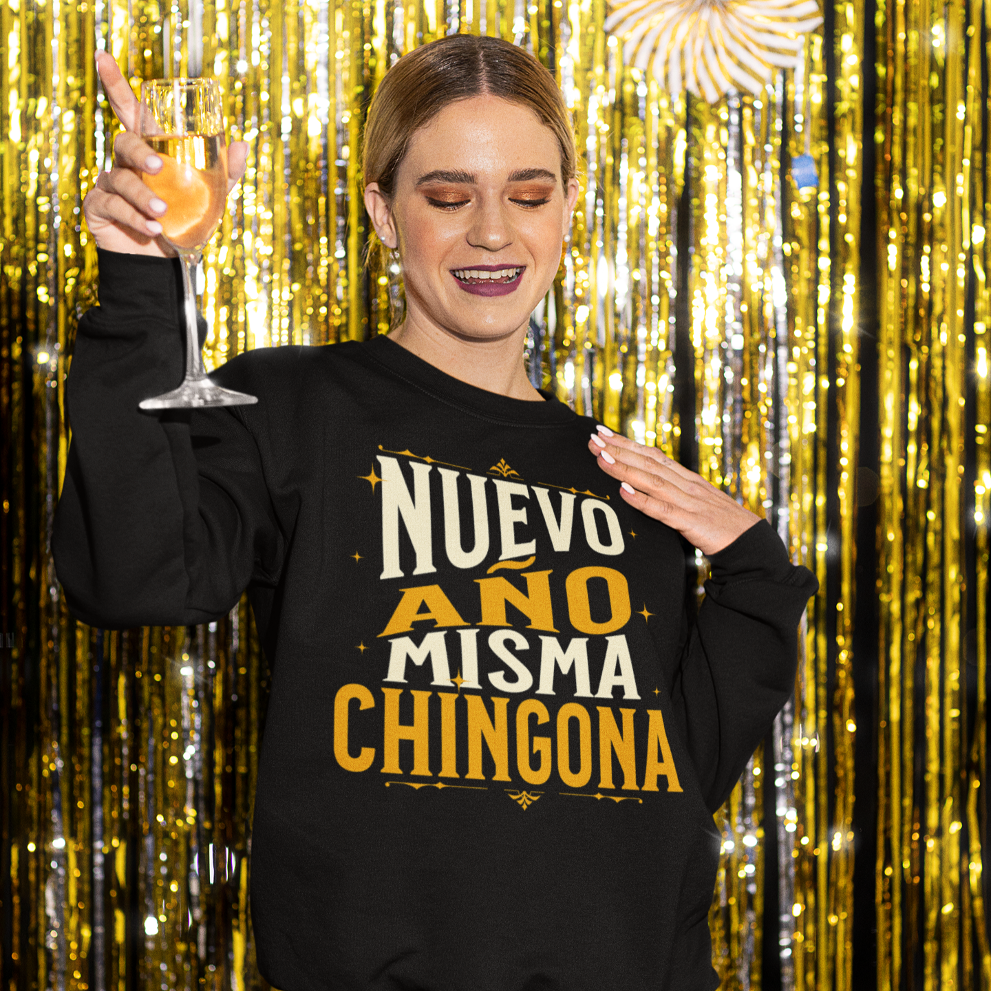 Sudadera de cuello redondo con el lema "Nuevo Año Misma Chingona Latino Happy New Year 2025" | Divertida de Año Nuevo | 3 colores