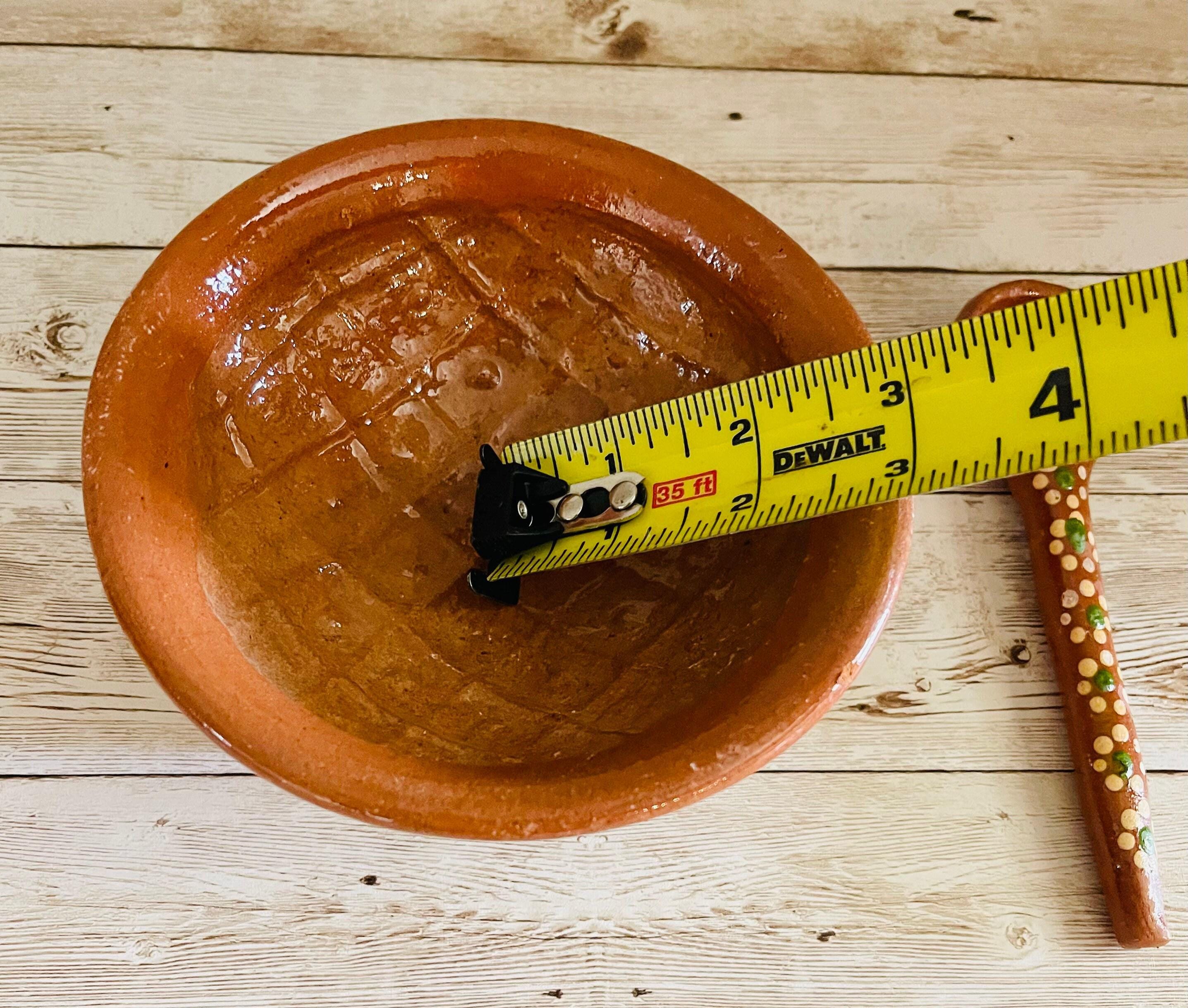 Authentic Mexican Molcajete with Spoon Molcajete Mexicano de Barro con Cuchara