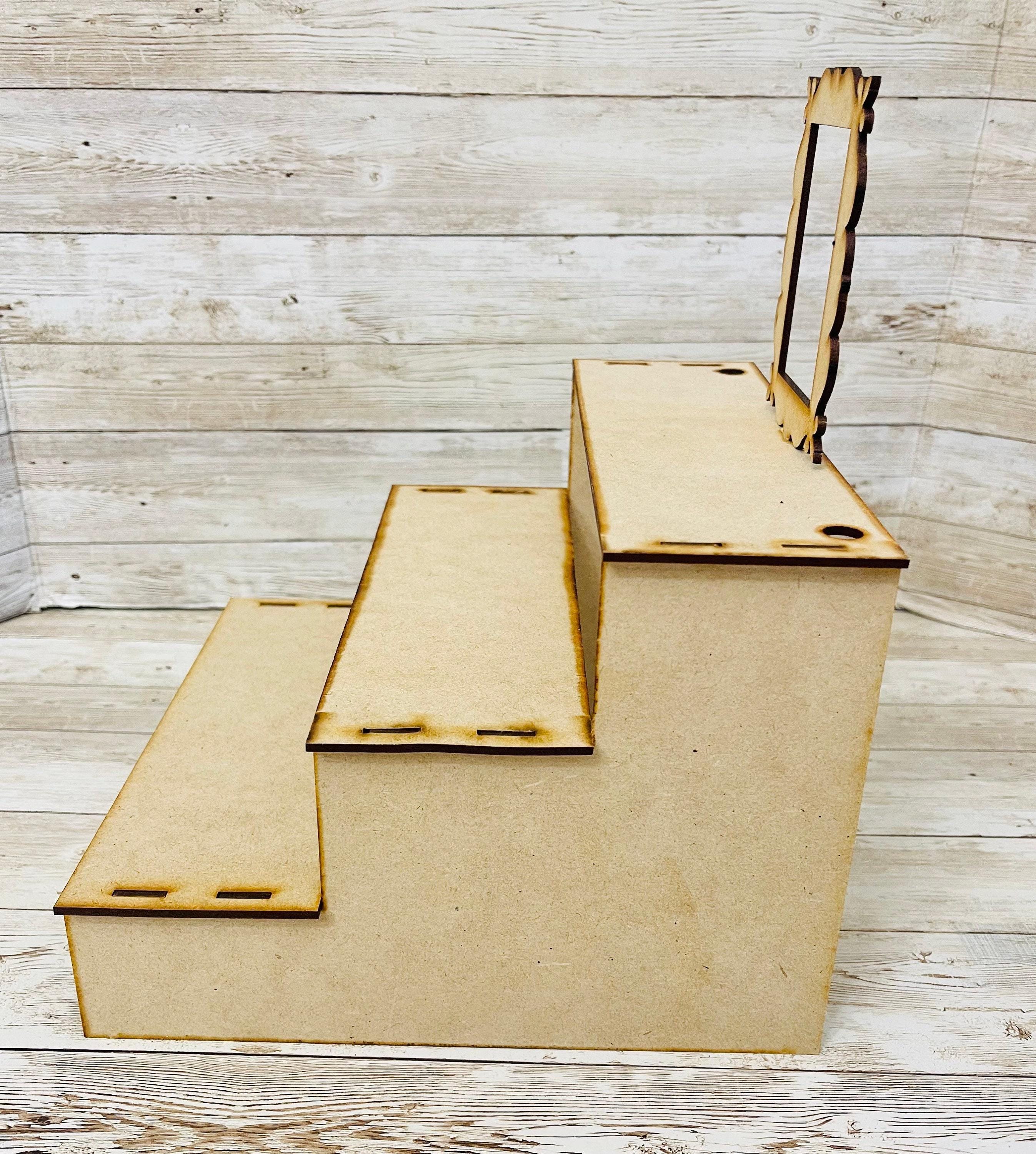 Altar de Ofrenda para Dia De Los Muertos de Madera con Anafre de Barro Day of the Dead Wood Offering Altar with Incense Burner