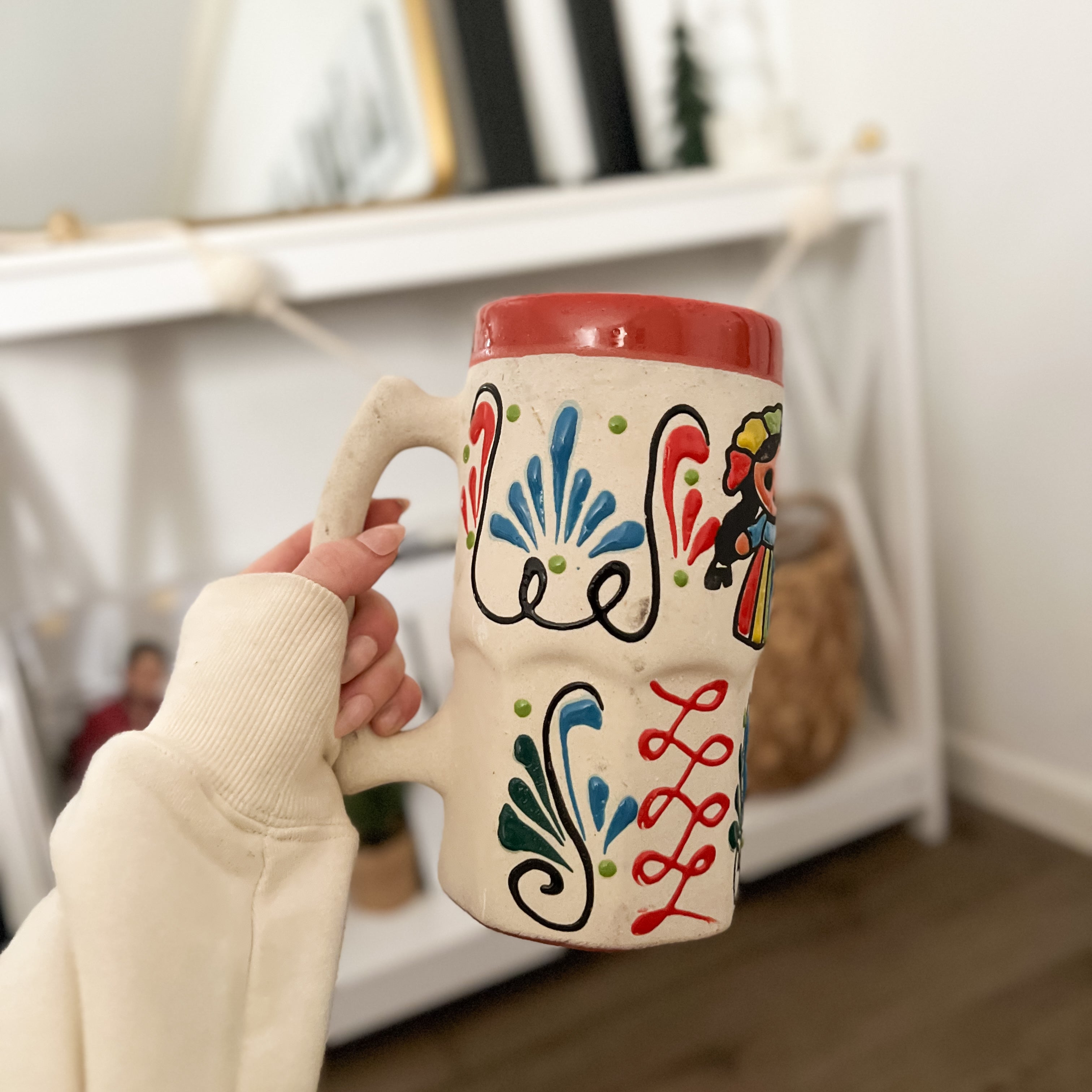 Jarra mexicana colorida de María XG