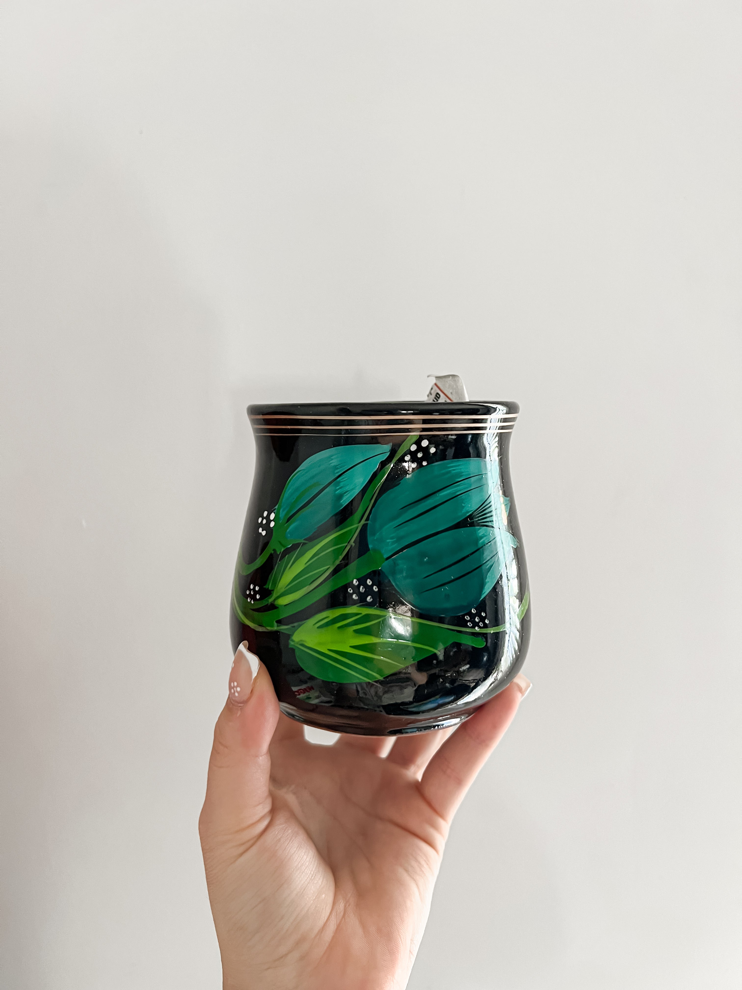 Taza curva artesanal Tulipán