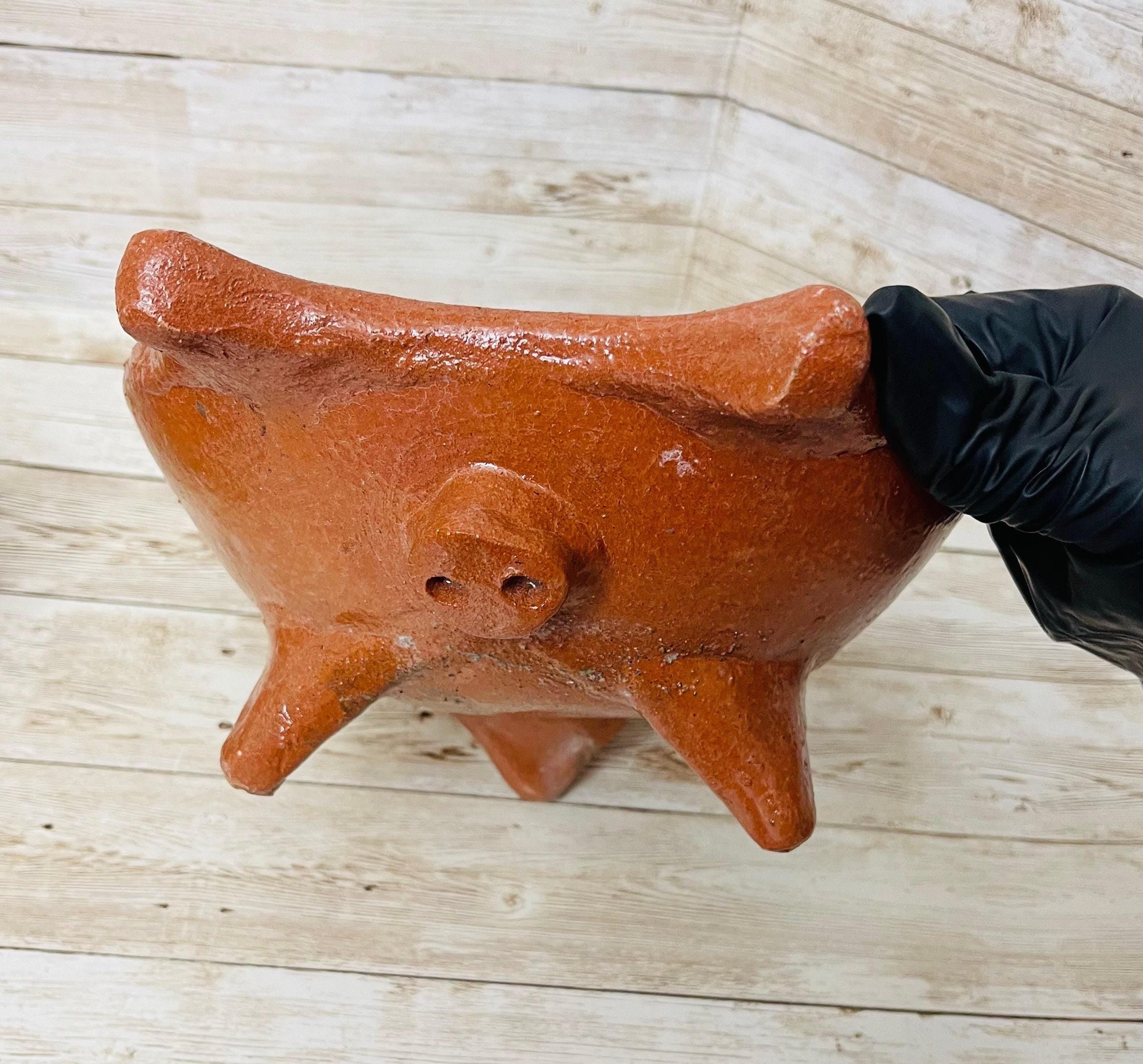 Authentic Mexican Pig Molcajete Molcajete Mexicano de Barro en Forna de Marranito